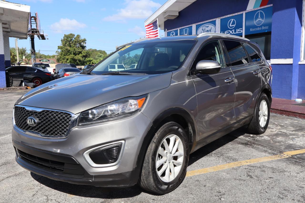 Kia Sorento LX FWD 2017