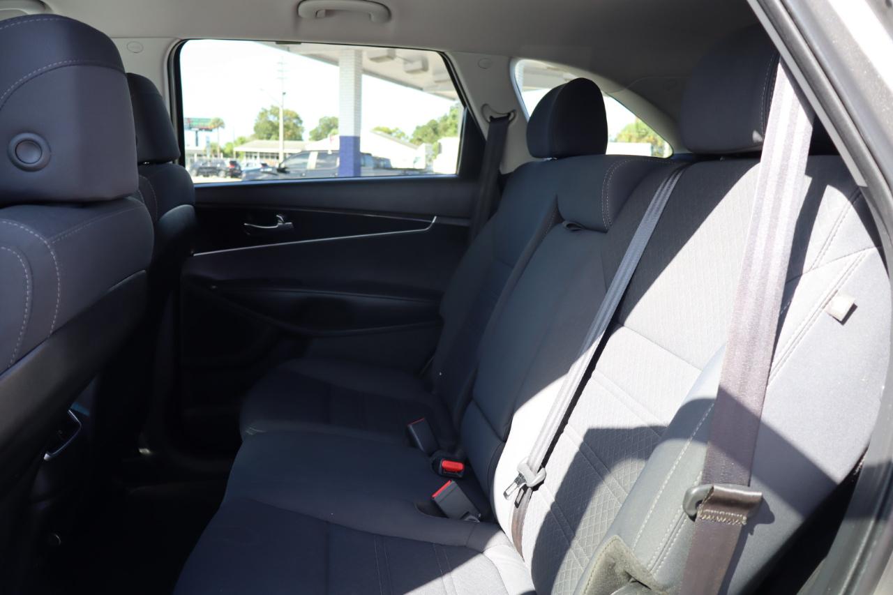 Kia Sorento LX FWD 2017