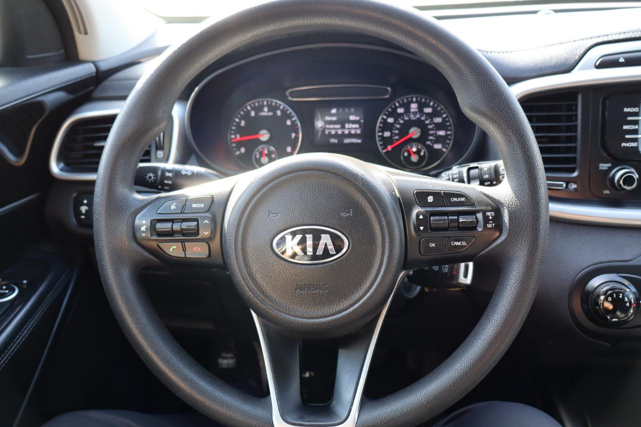 Kia Sorento LX FWD 2017