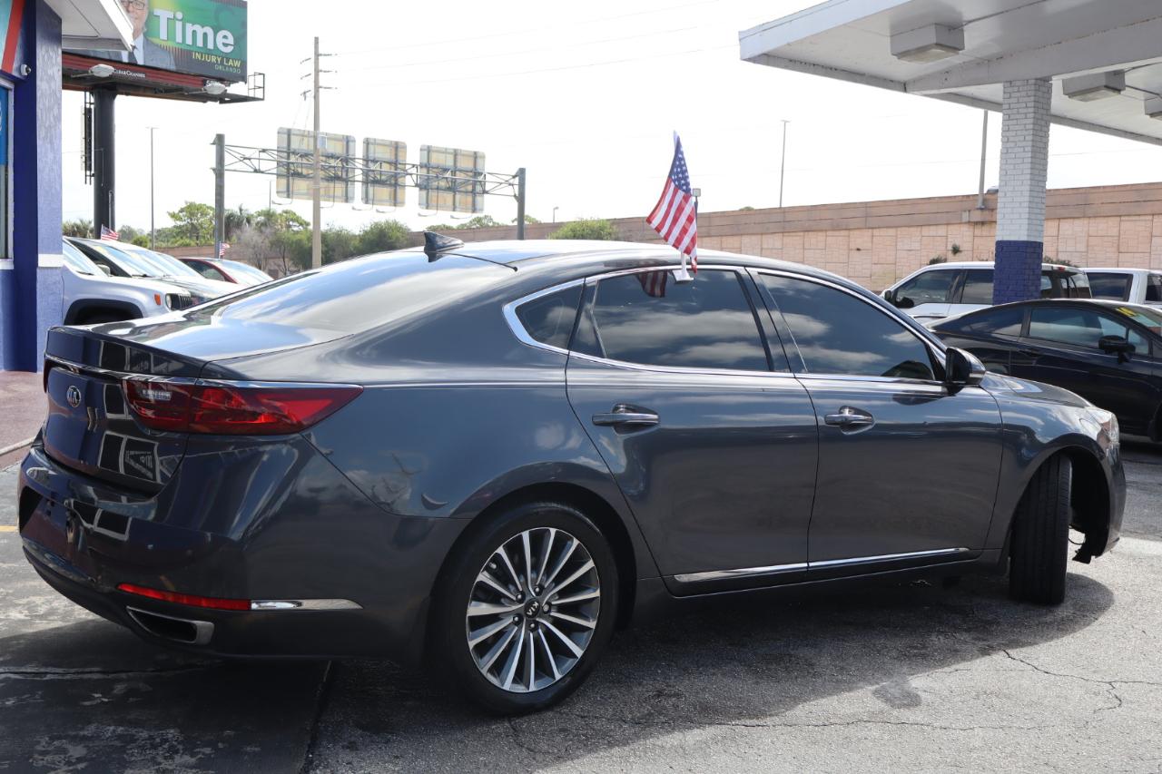 Kia Cadenza Premium Sedan 2017