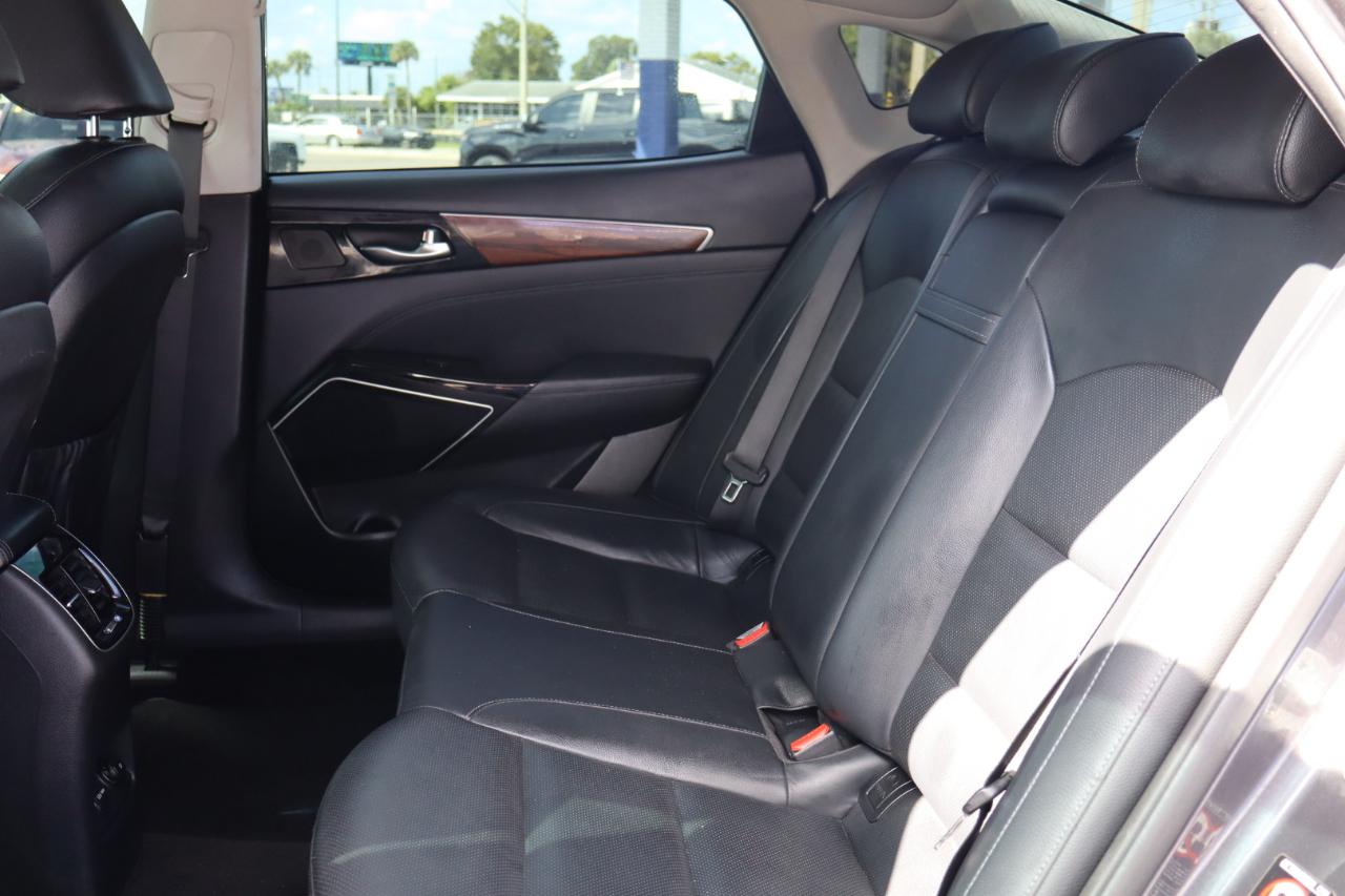 Kia Cadenza Premium Sedan 2017