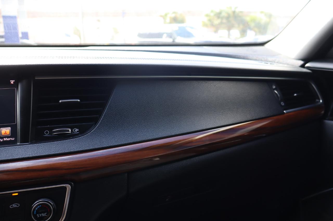 Kia Cadenza Premium Sedan 2017