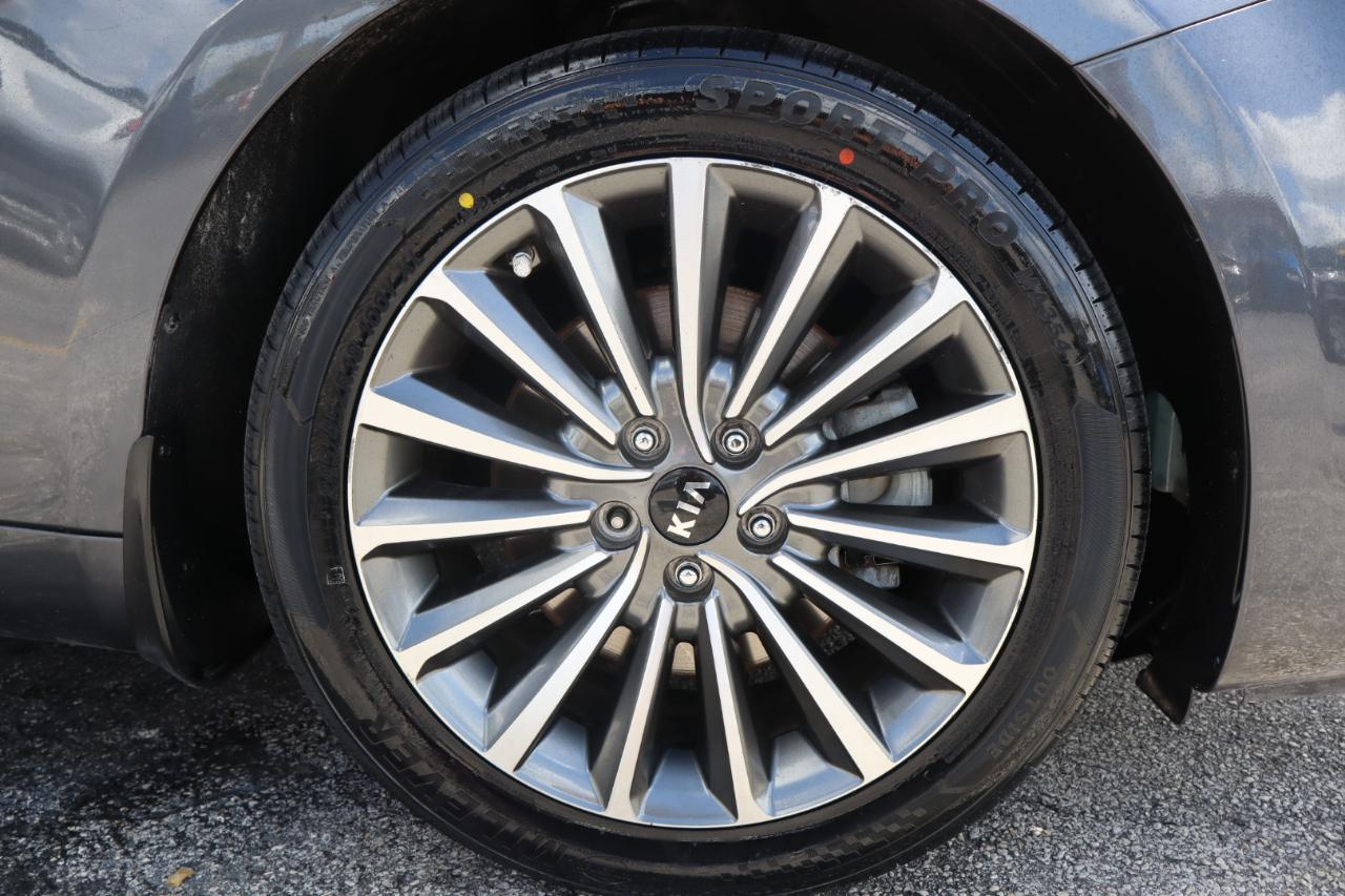 Kia Cadenza Premium Sedan 2017
