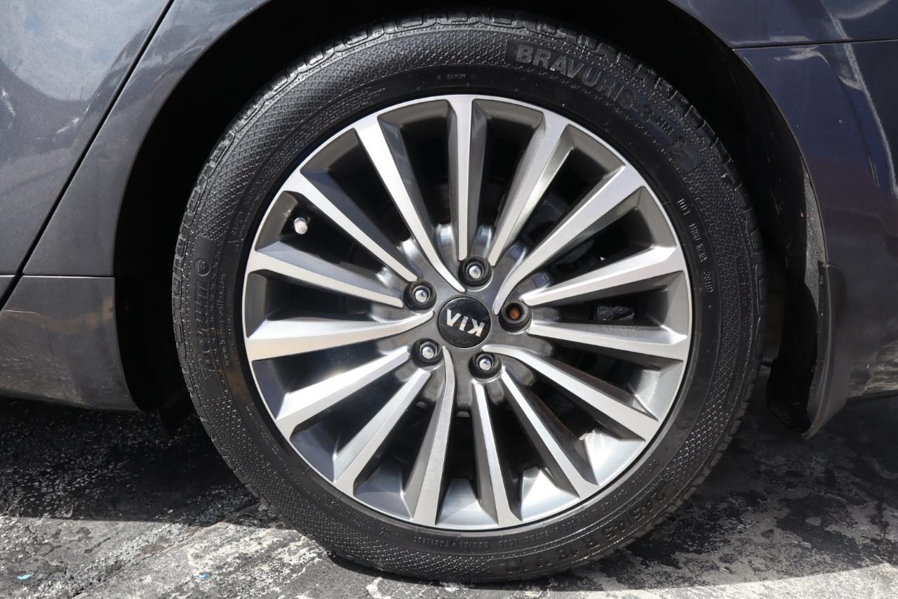 Kia Cadenza Premium Sedan 2017