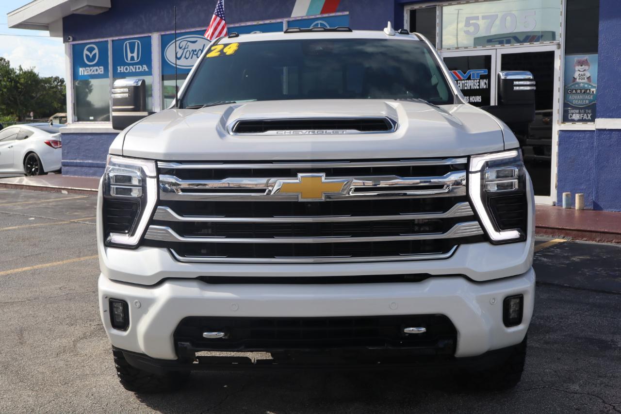 Chevrolet Silverado 2500HD 4WD Crew Cab 159" High Country 2024
