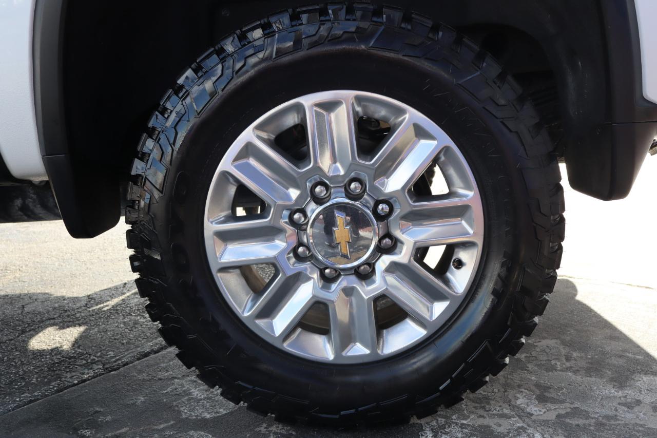 Chevrolet Silverado 2500HD 4WD Crew Cab 159" High Country 2024