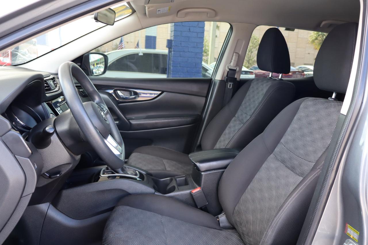 Nissan Rogue Sport FWD SV 2020