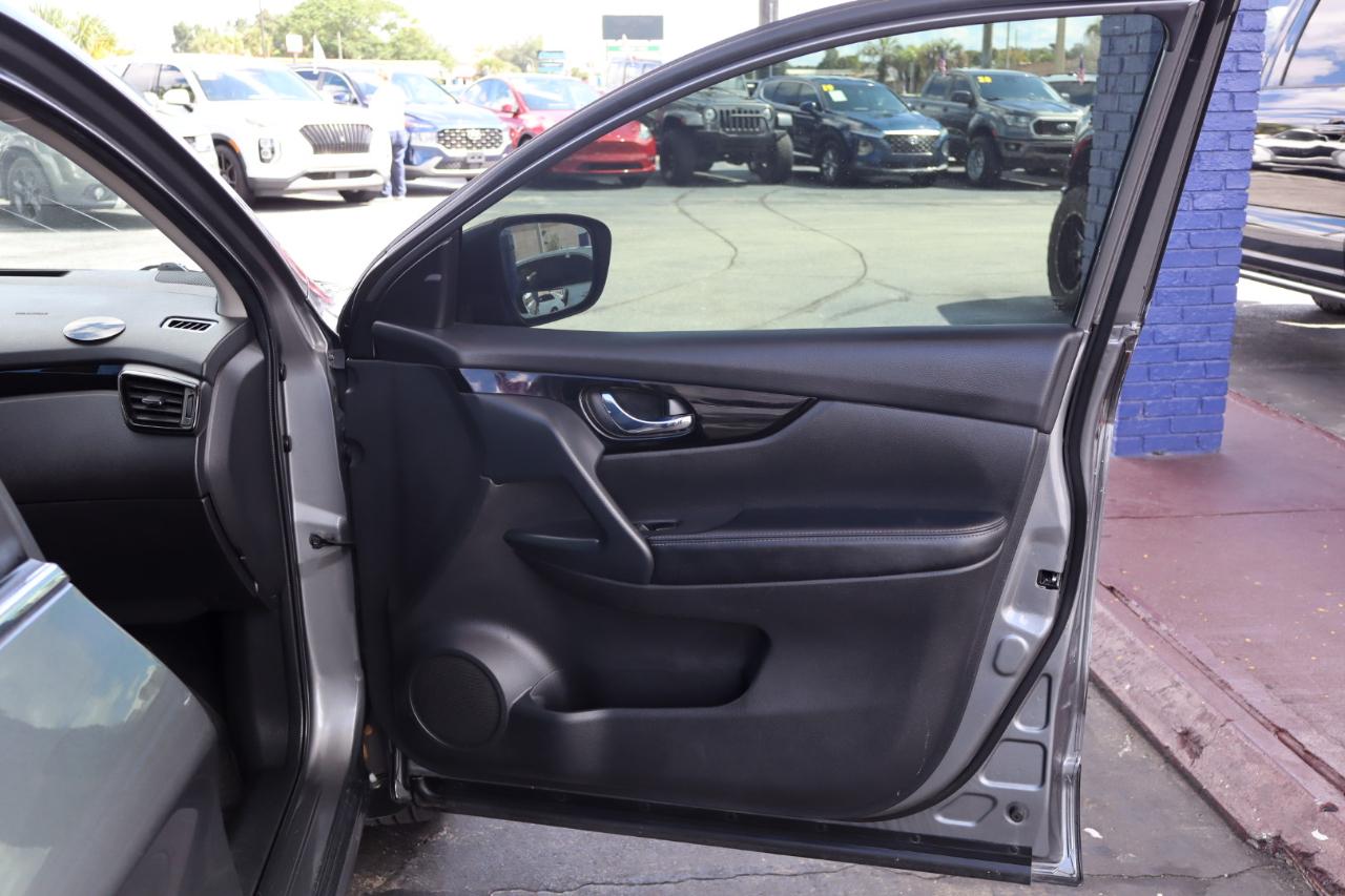 Nissan Rogue Sport FWD SV 2020