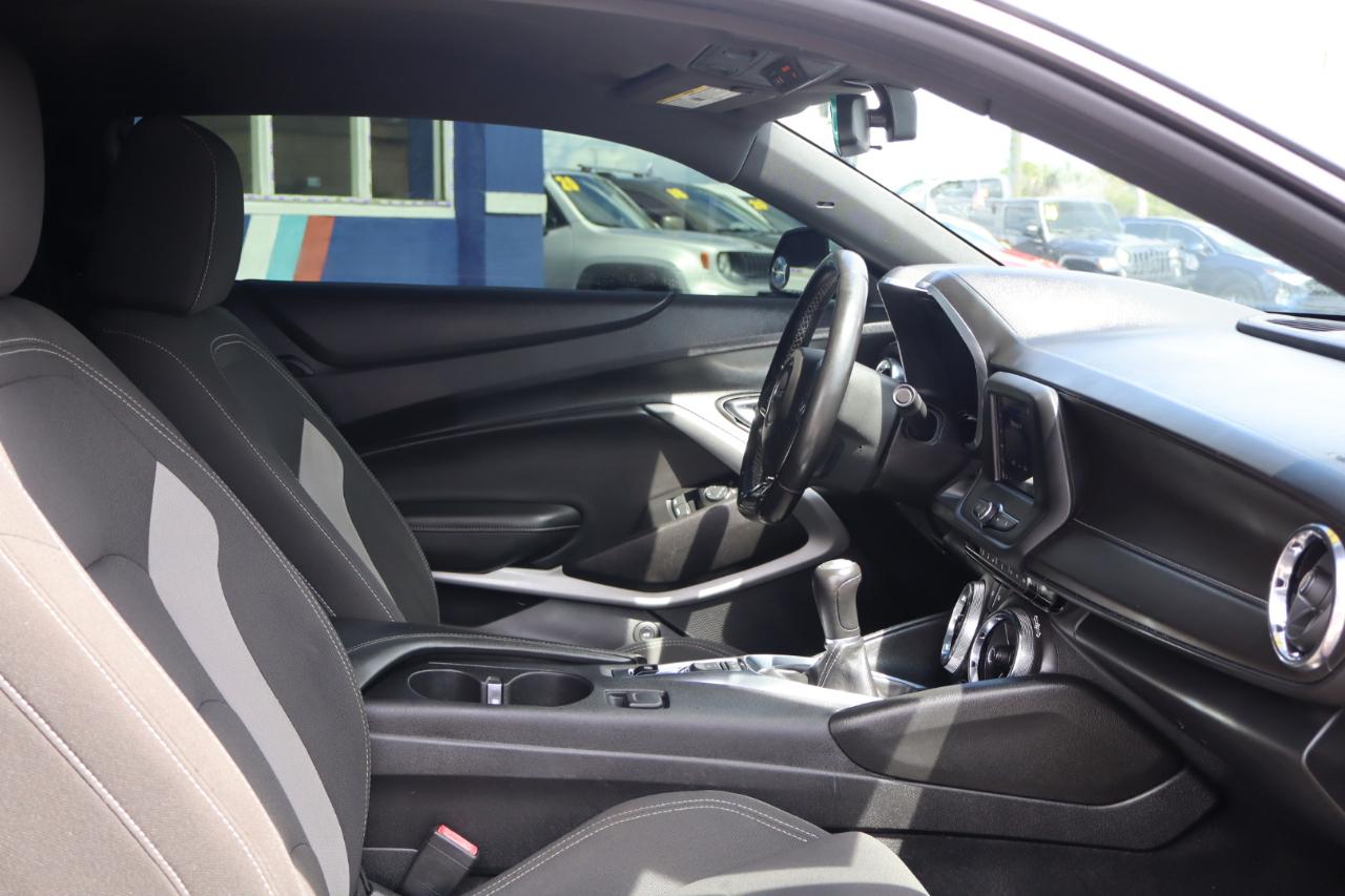Chevrolet Camaro 2dr Cpe 1LT 2020