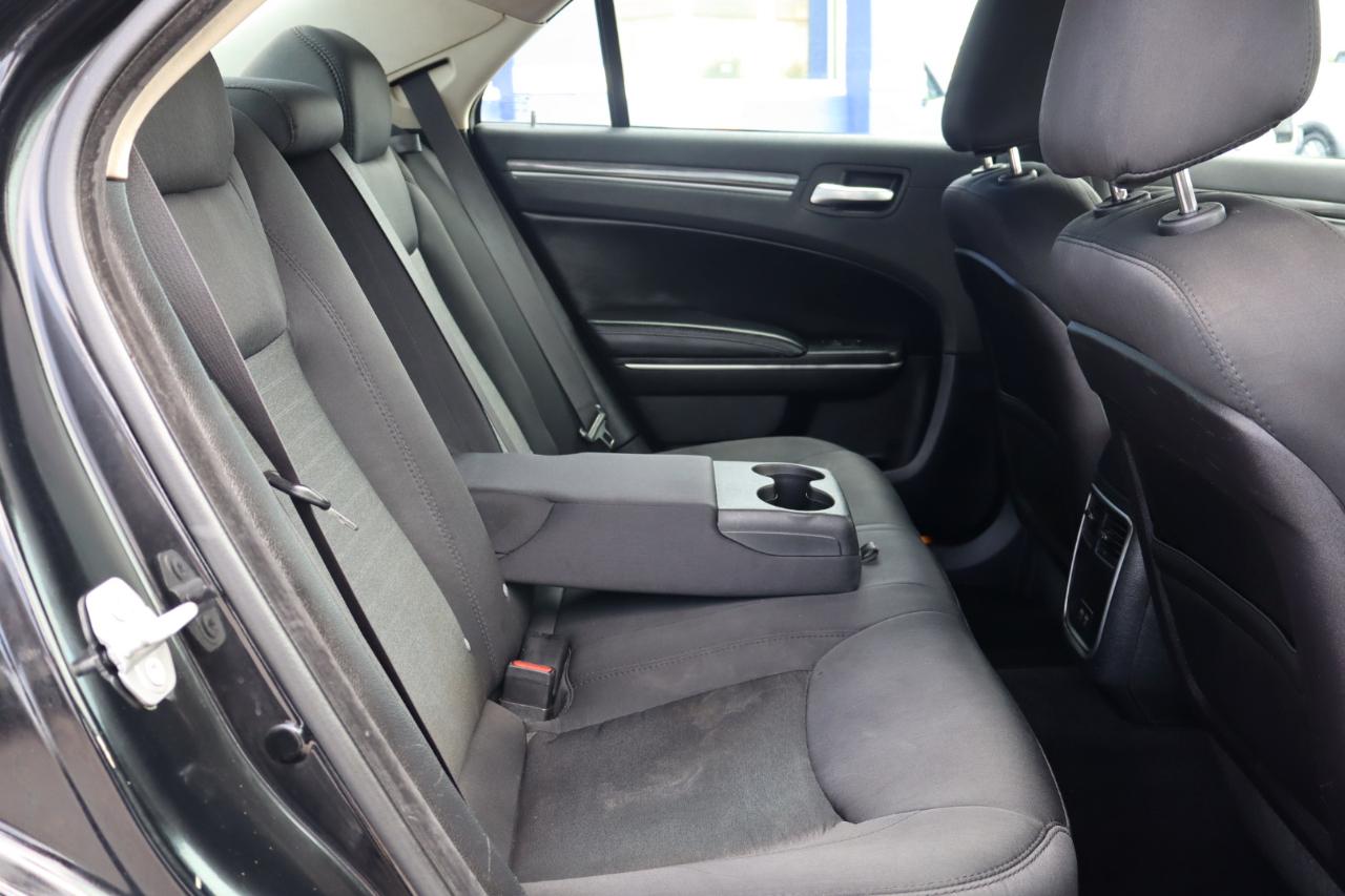 Chrysler 300 Touring RWD 2019
