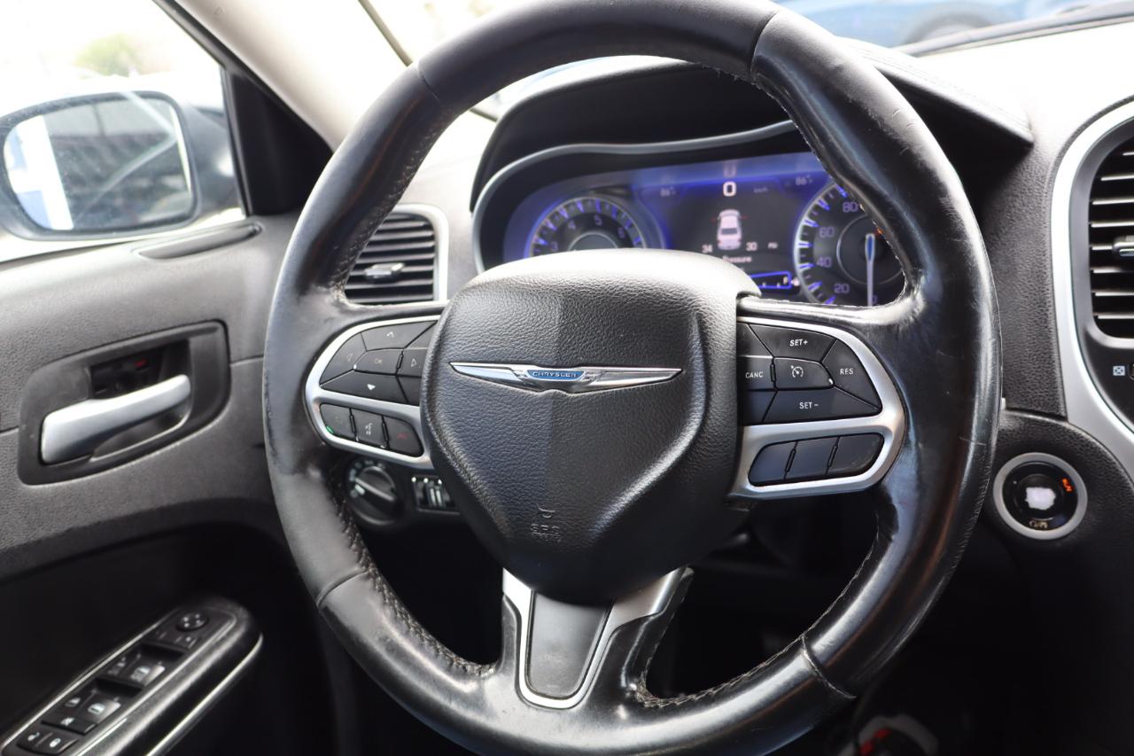 Chrysler 300 Touring RWD 2019