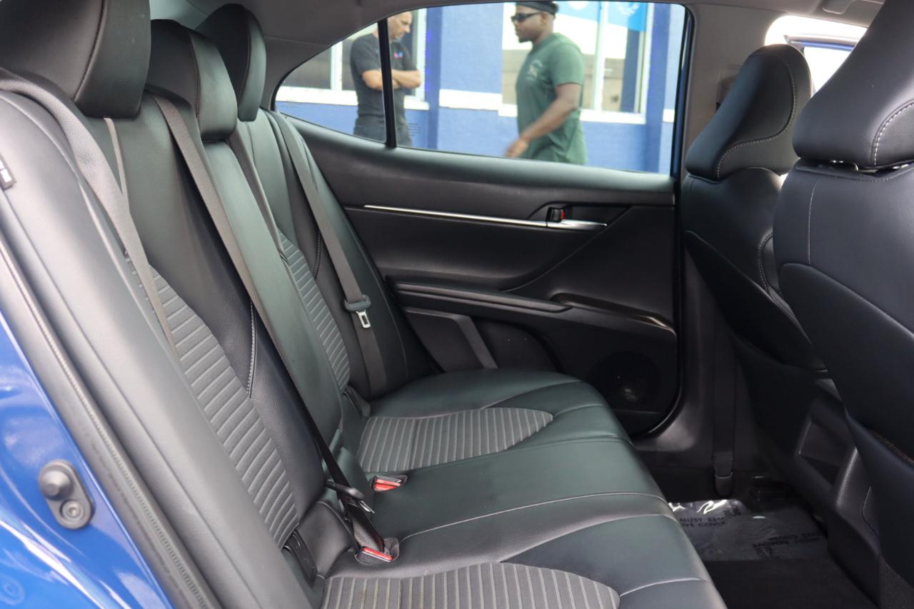 Toyota Camry SE Auto AWD (Natl) 2023