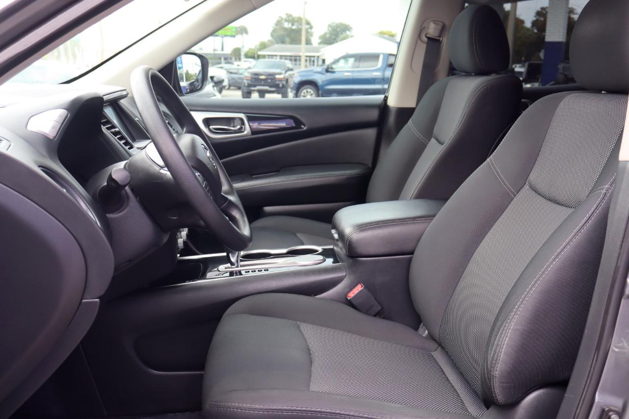 Nissan Pathfinder FWD S 2019