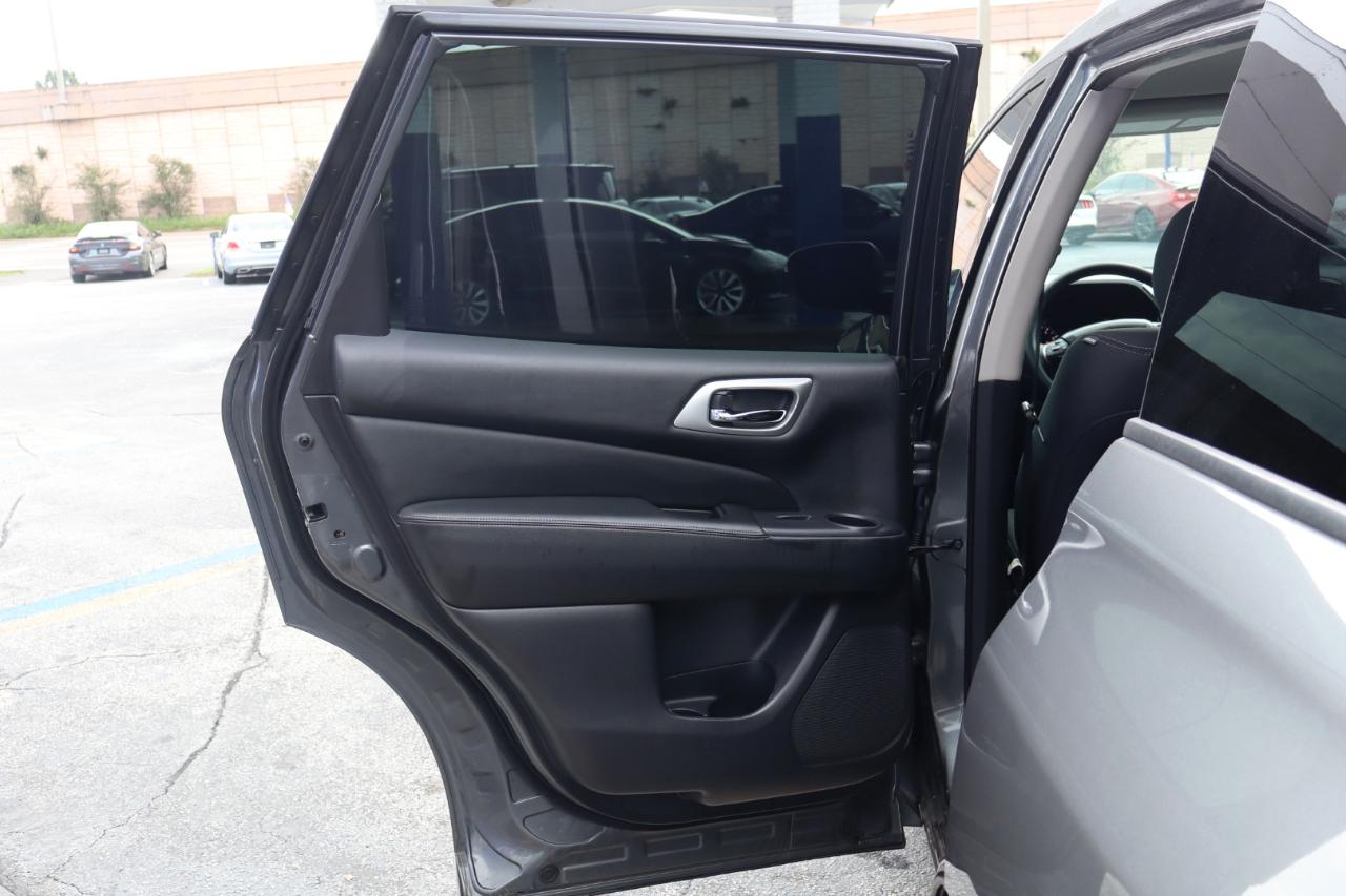 Nissan Pathfinder FWD S 2019