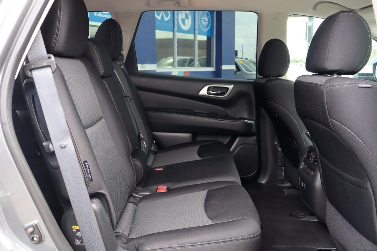 Nissan Pathfinder FWD S 2019
