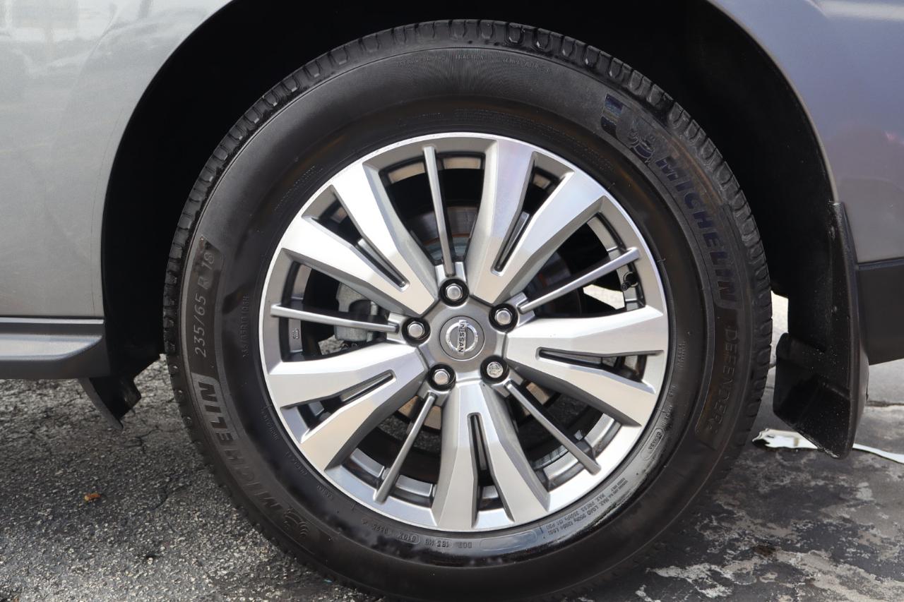 Nissan Pathfinder FWD S 2019