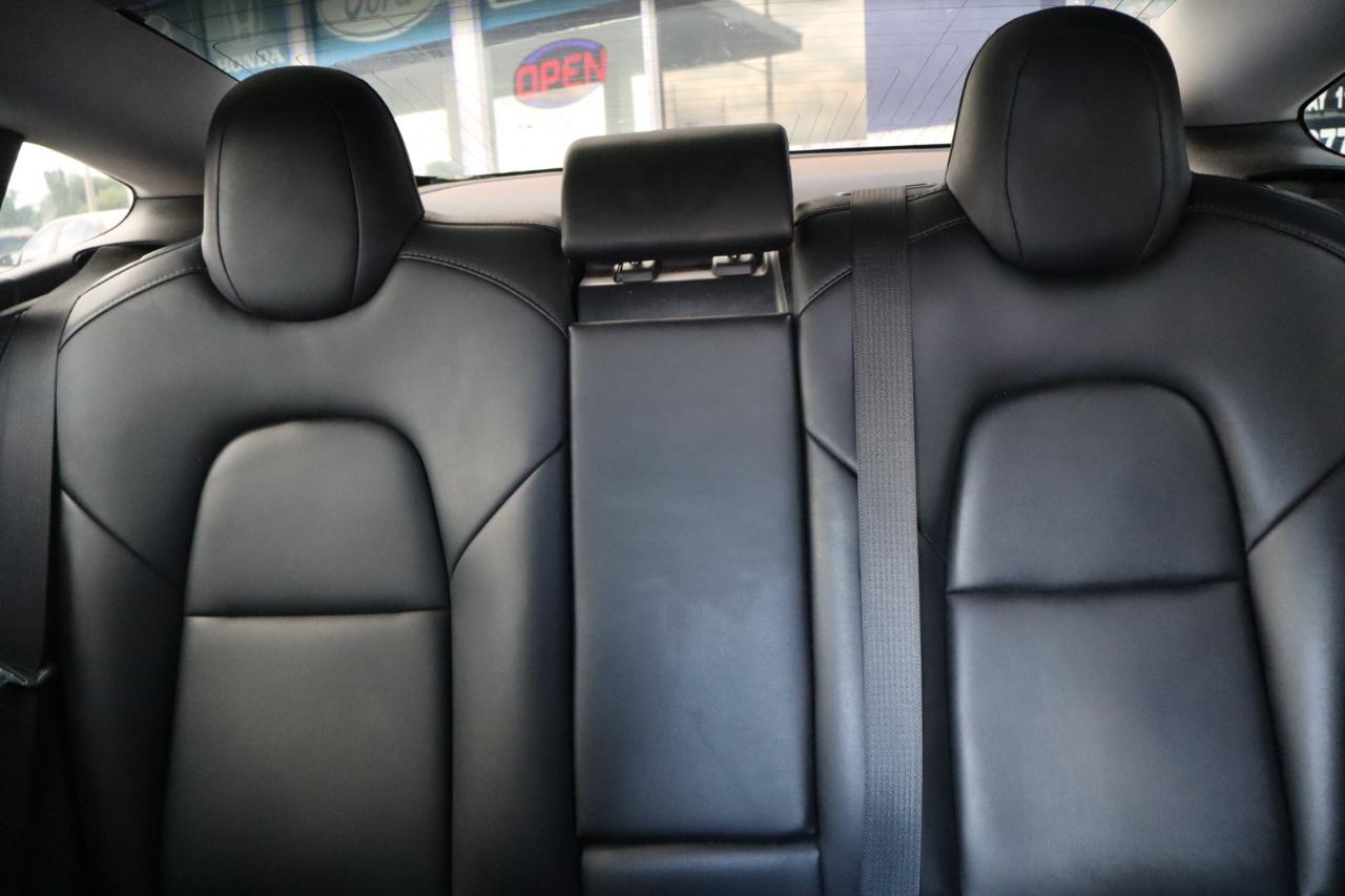 Tesla Model 3 Mid Range Battery RWD 2018