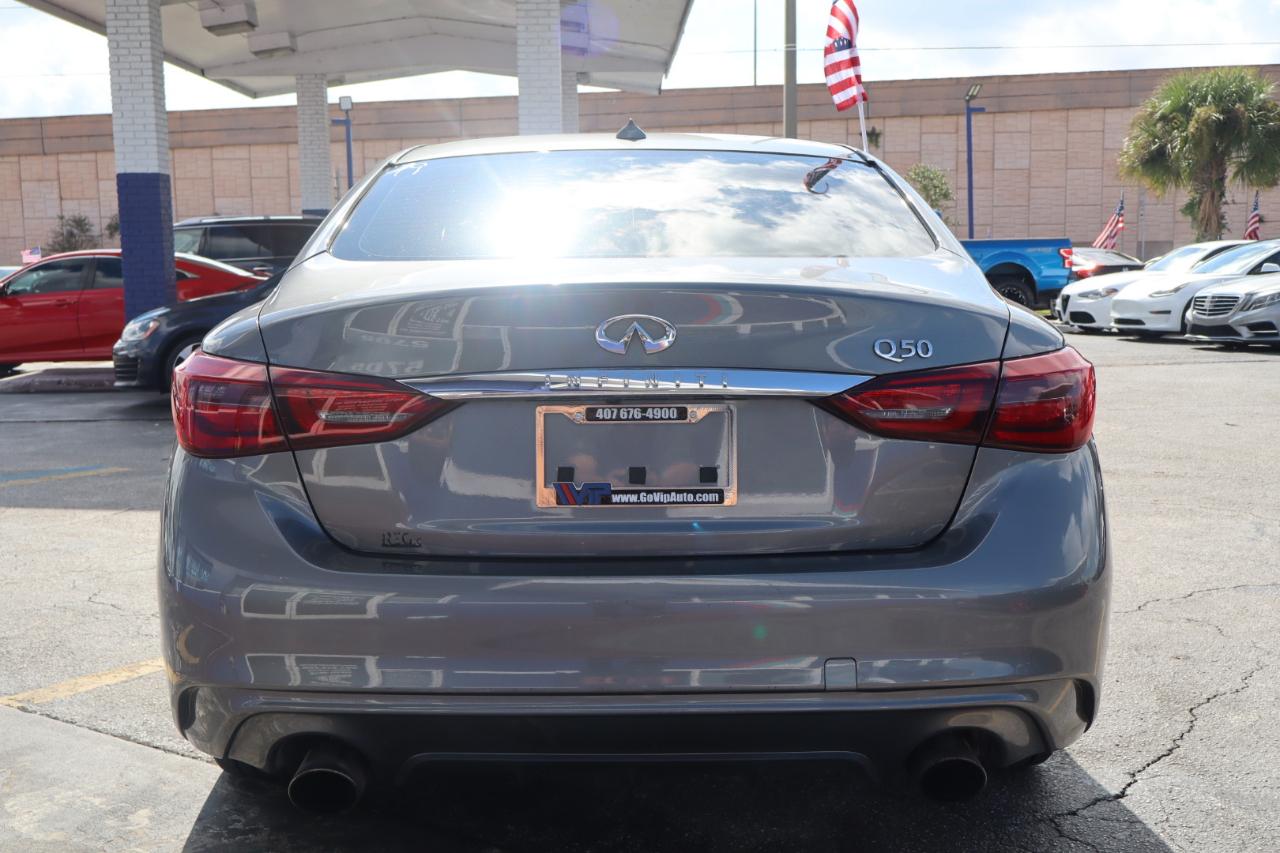 Infiniti Q50 3.0t LUXE RWD 2018