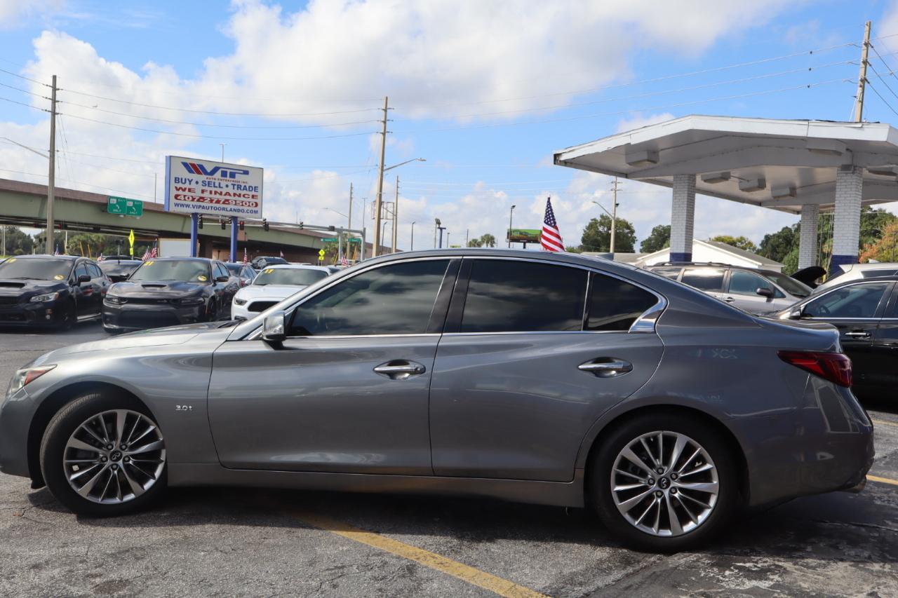 Infiniti Q50 3.0t LUXE RWD 2018
