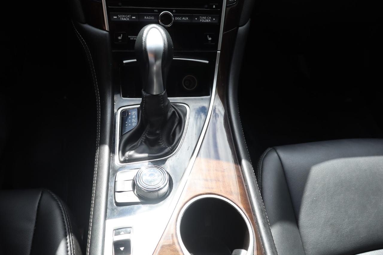Infiniti Q50 3.0t LUXE RWD 2018