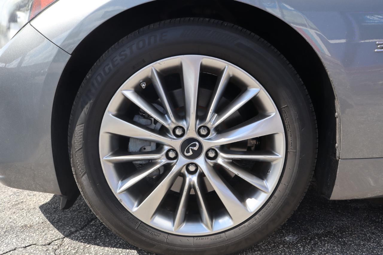 Infiniti Q50 3.0t LUXE RWD 2018