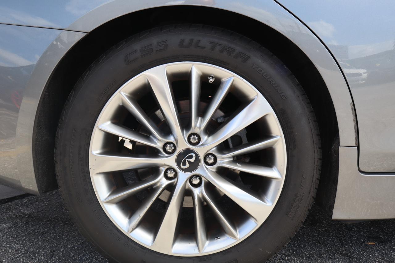 Infiniti Q50 3.0t LUXE RWD 2018