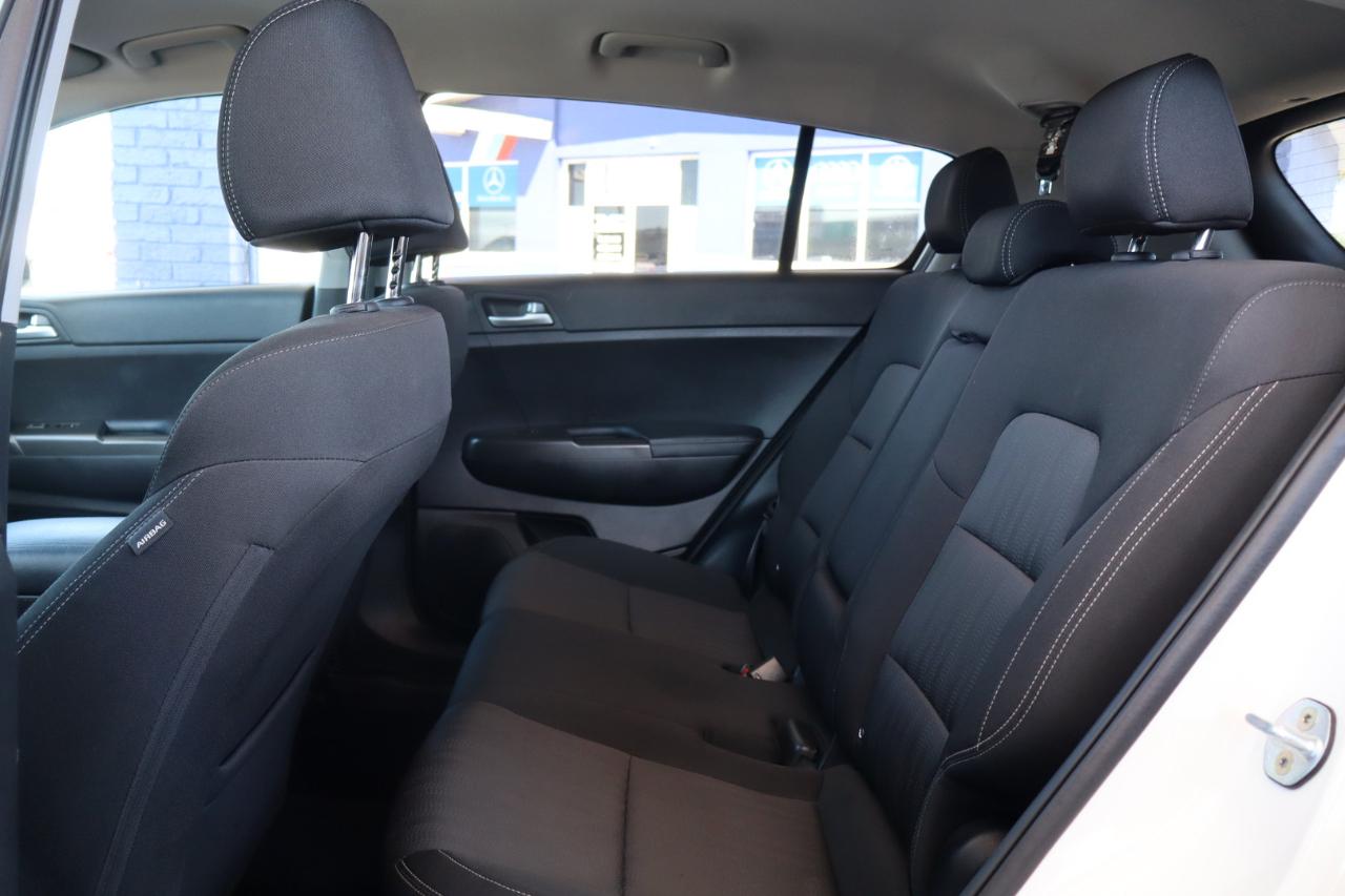 Kia Sportage LX FWD 2020