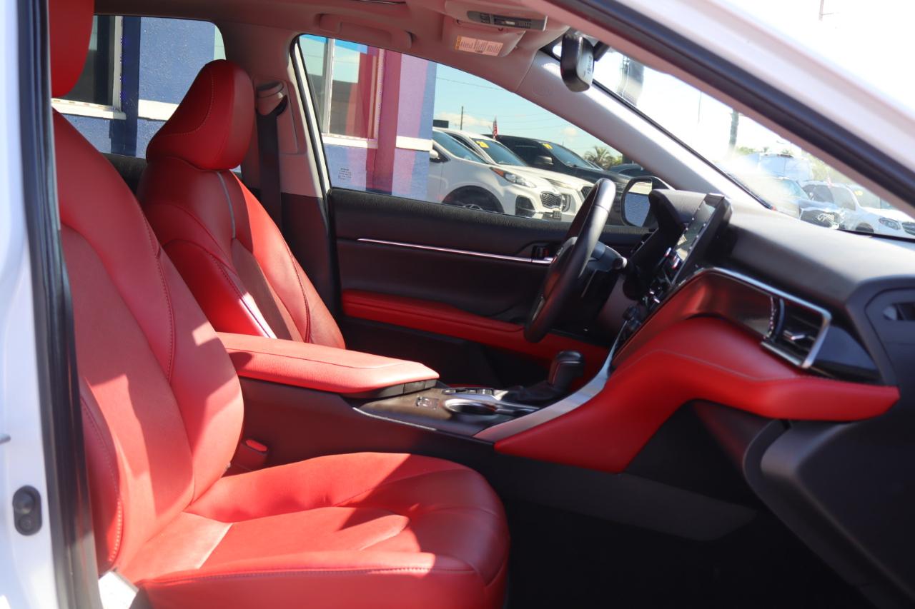 Toyota Camry XSE Auto (Natl) 2022