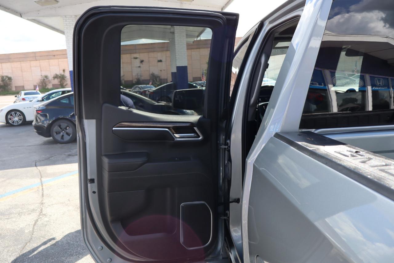 GMC Sierra 1500 4WD Double Cab 147" SLE 2023