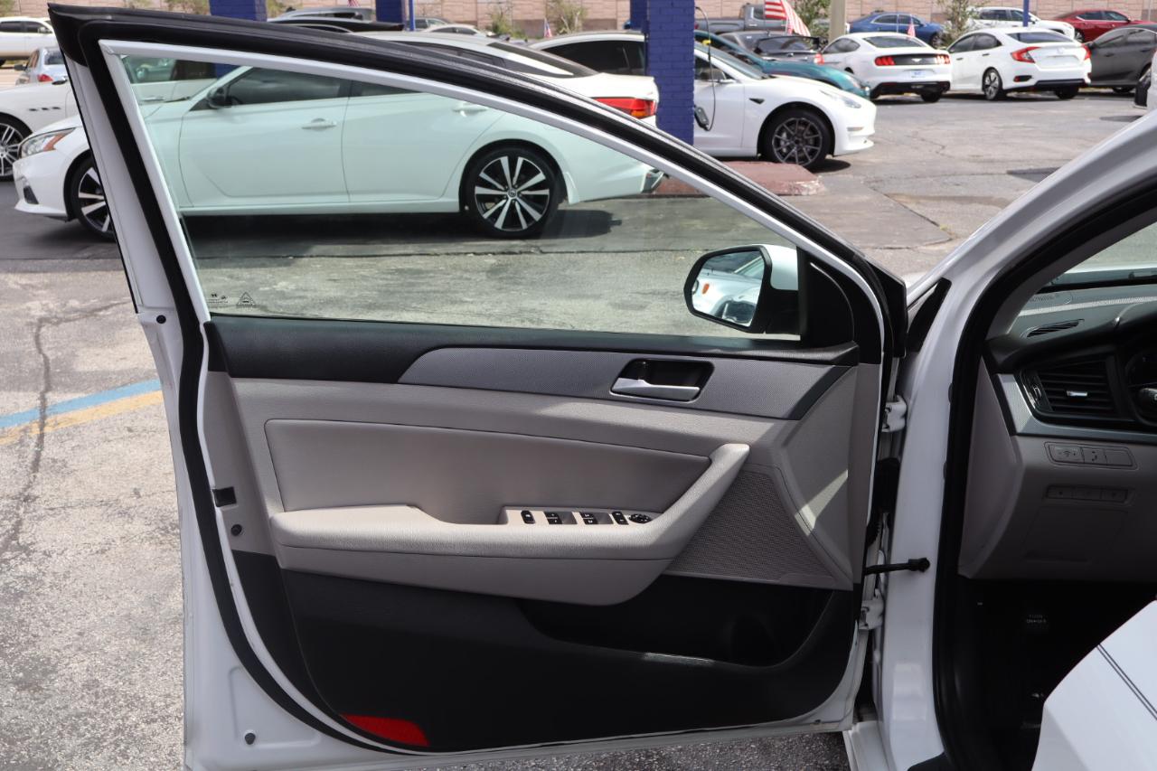 Hyundai Sonata SEL 2.4L 2019