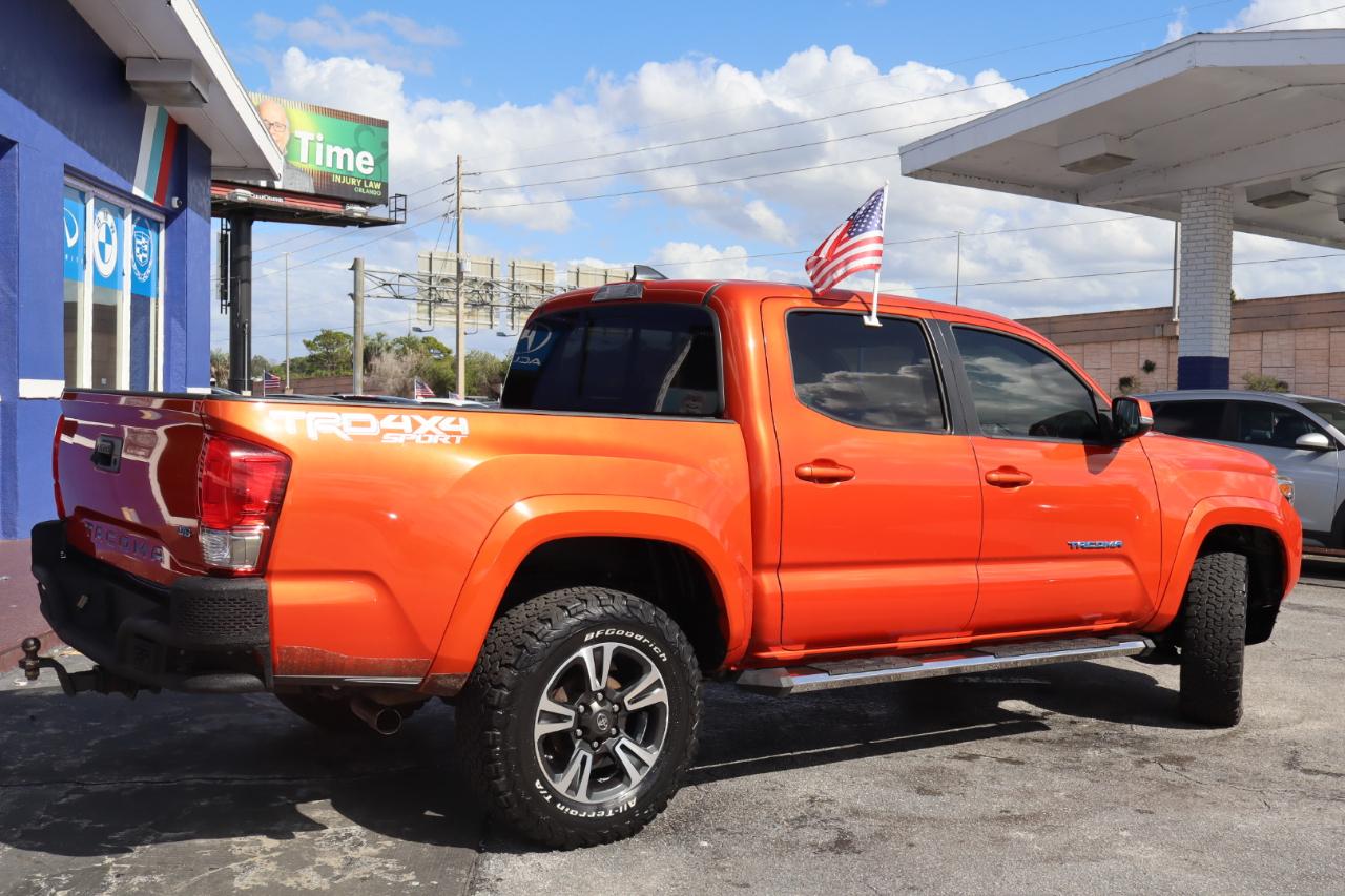 Toyota Tacoma TRD Off Road Double Cab 5' Bed V6 4x4 MT (Natl) 2017
