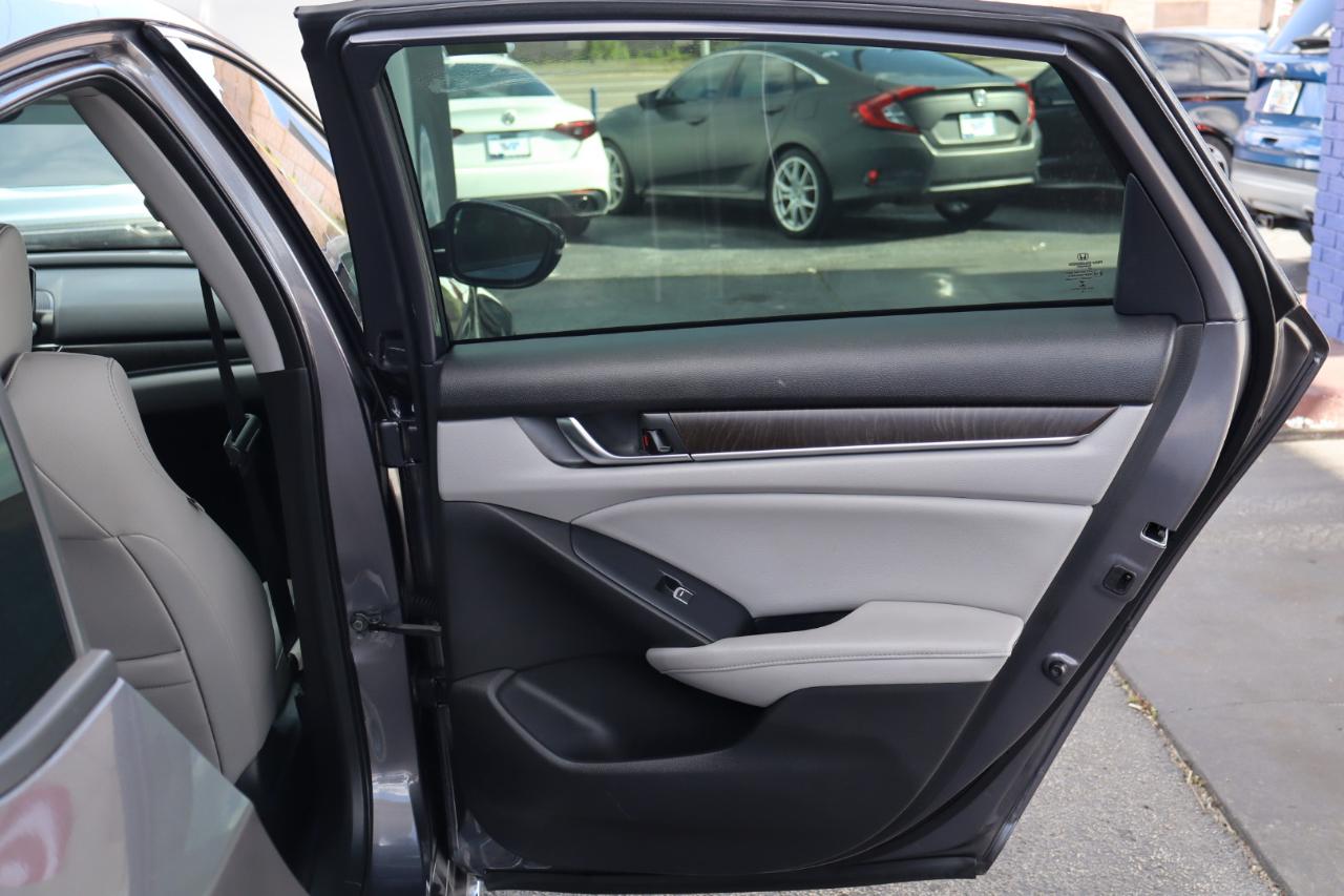 Honda Accord Sedan EX-L Navi 2.0T Auto 2018