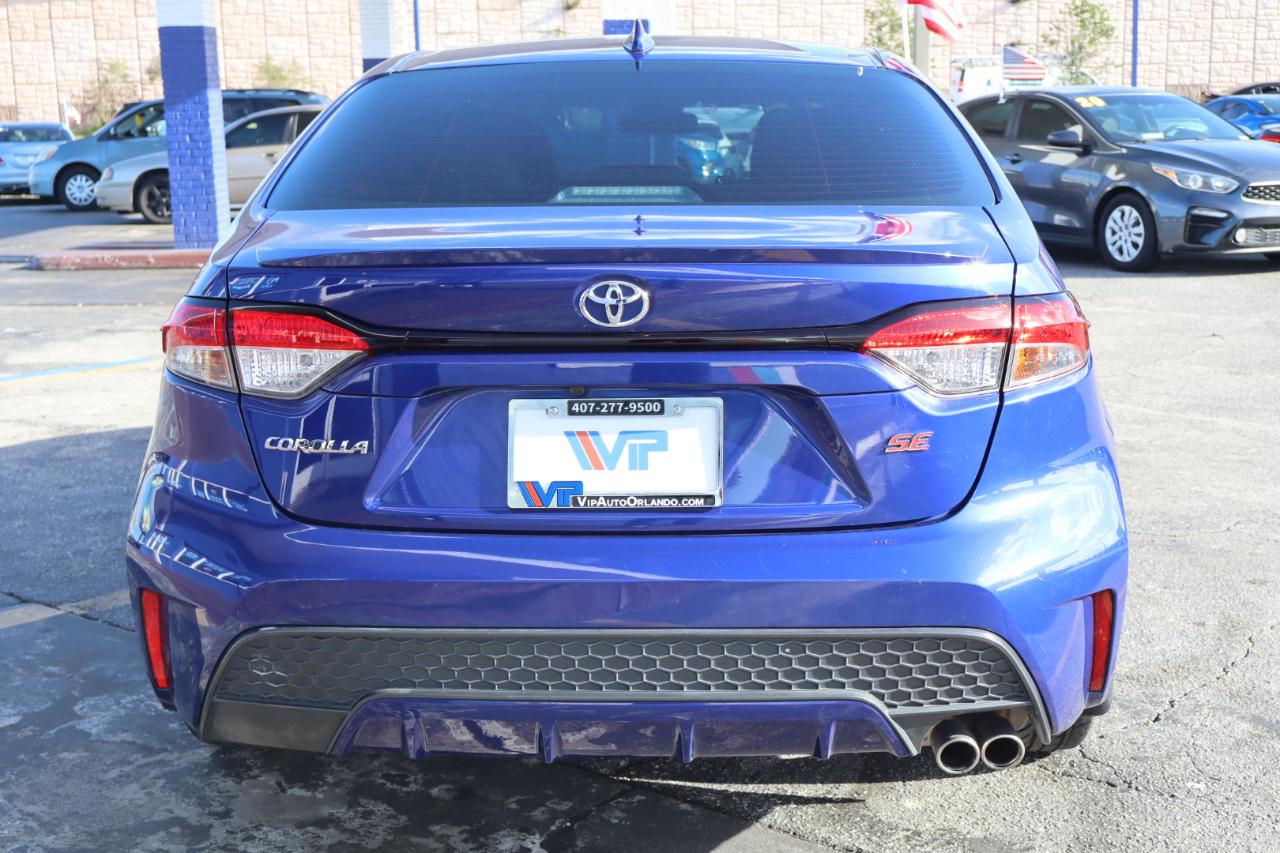 Toyota Corolla SE Nightshade CVT (Natl) 2022