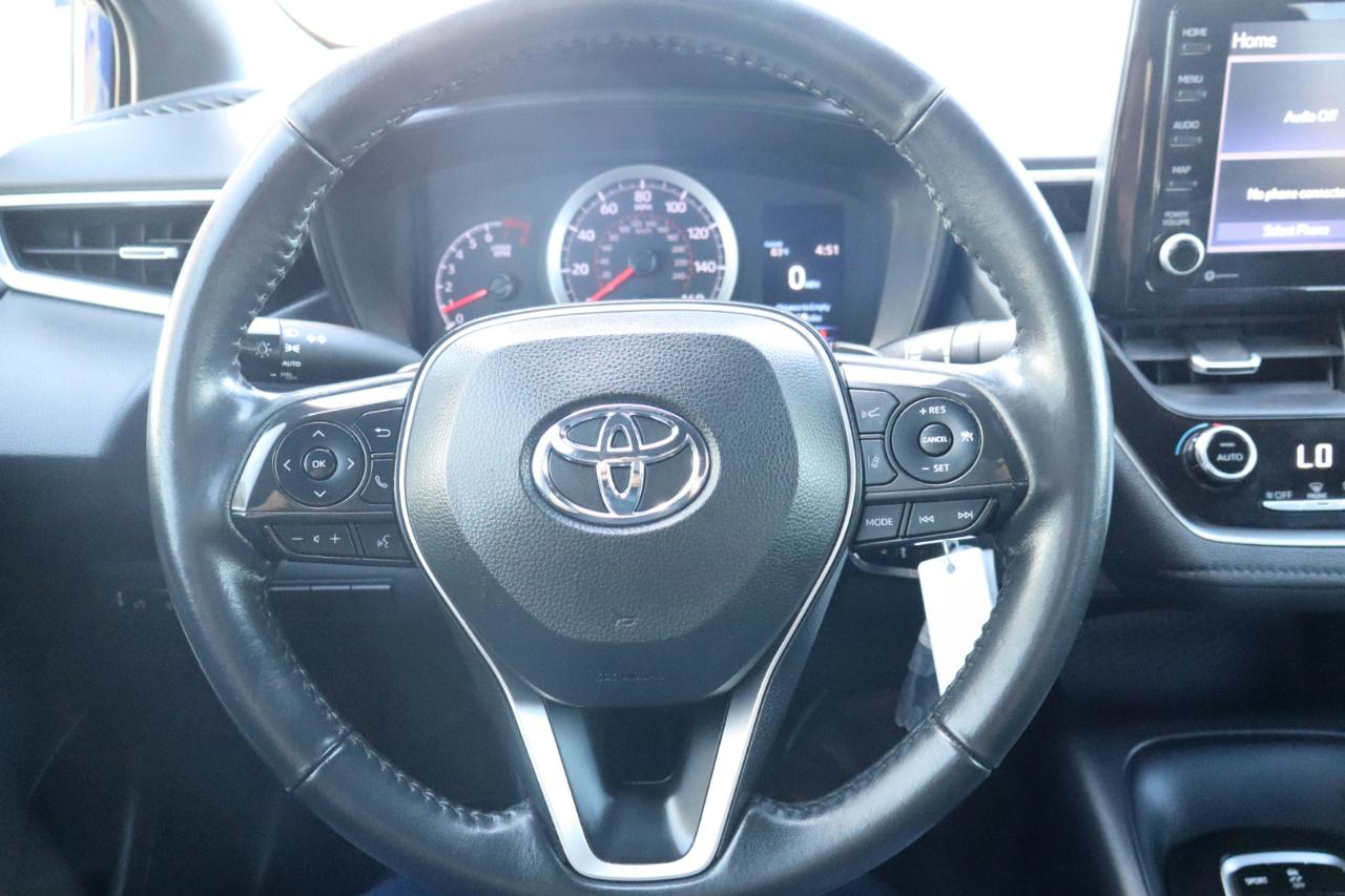 Toyota Corolla SE Nightshade CVT (Natl) 2022
