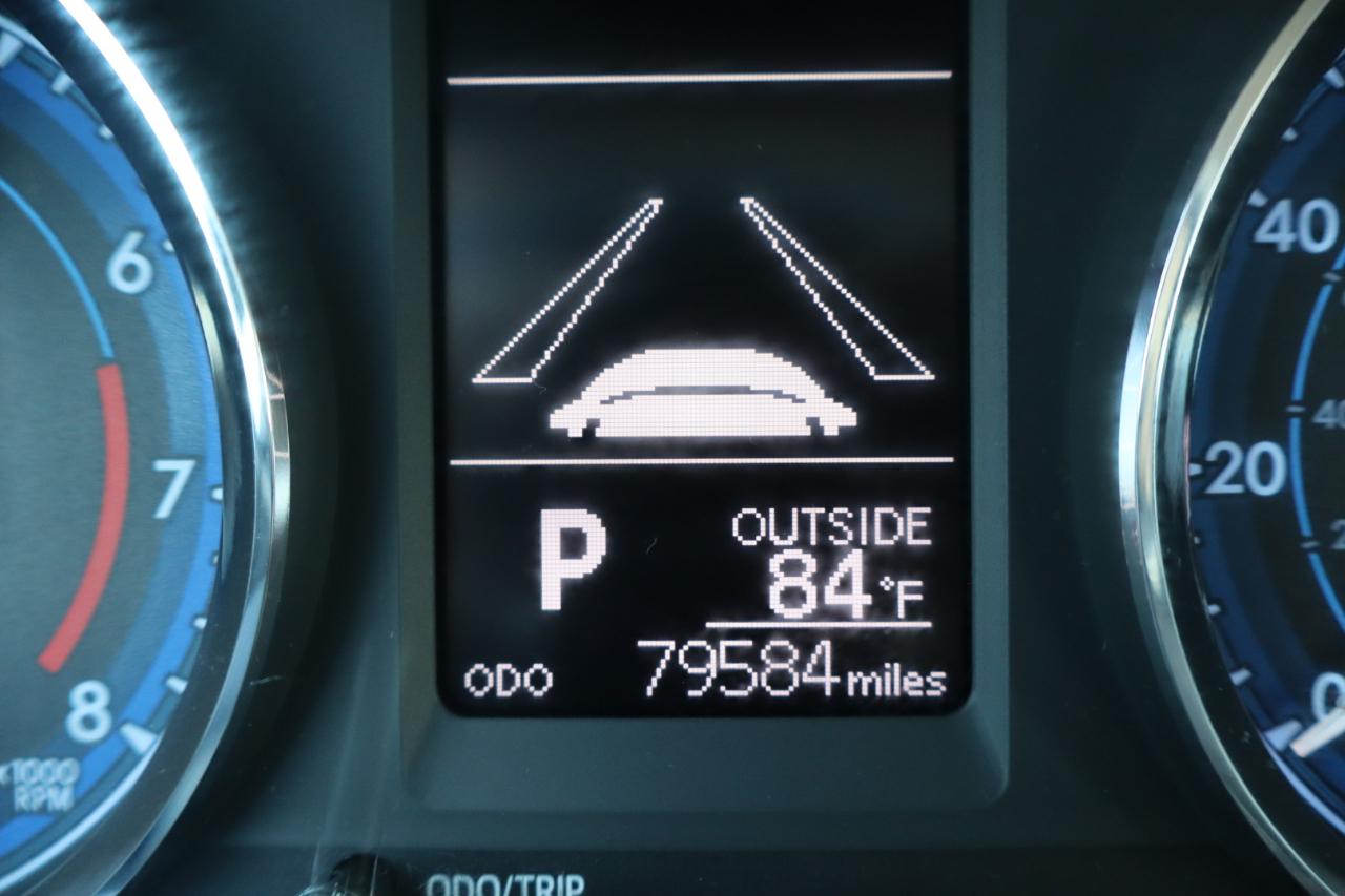 Toyota Corolla 50th Anniversary Special Edition CVT (Natl) 2017