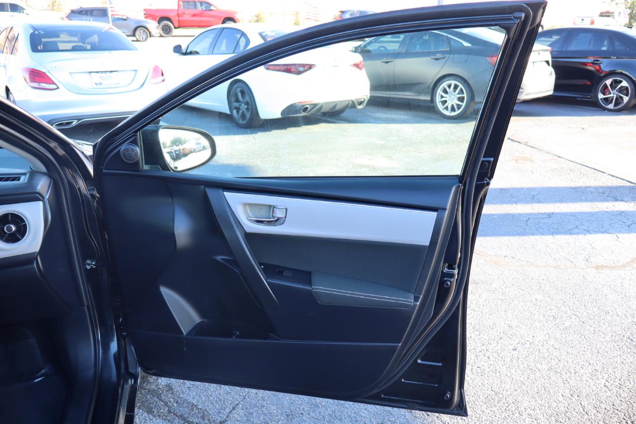 Toyota Corolla 50th Anniversary Special Edition CVT (Natl) 2017