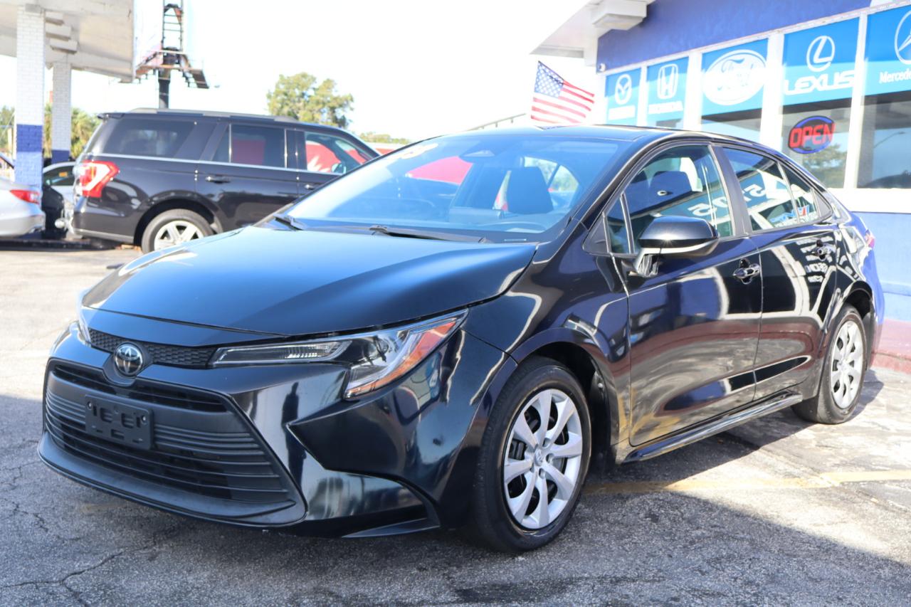 Toyota Corolla LE CVT (Natl) 2023