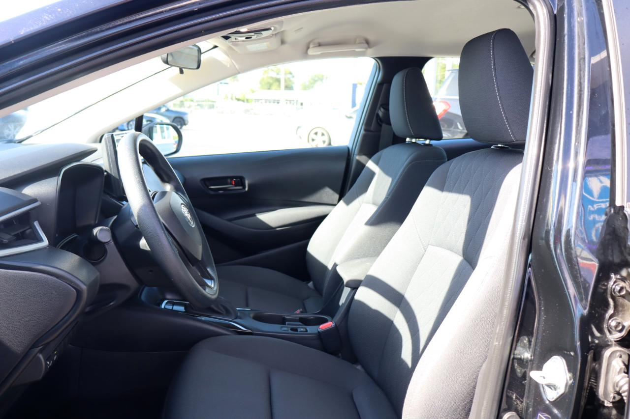 Toyota Corolla LE CVT (Natl) 2023