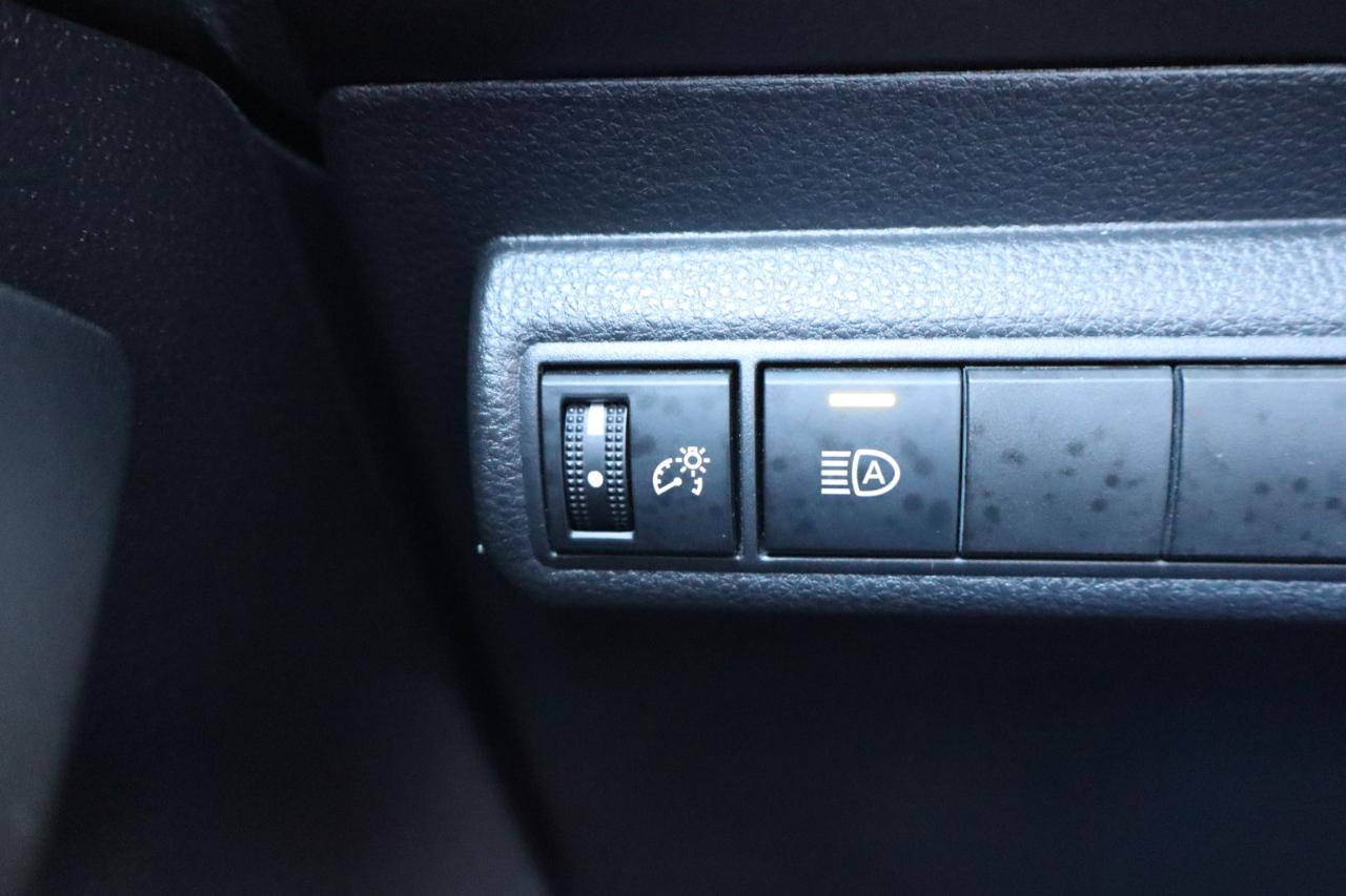 Toyota Corolla LE CVT (Natl) 2023