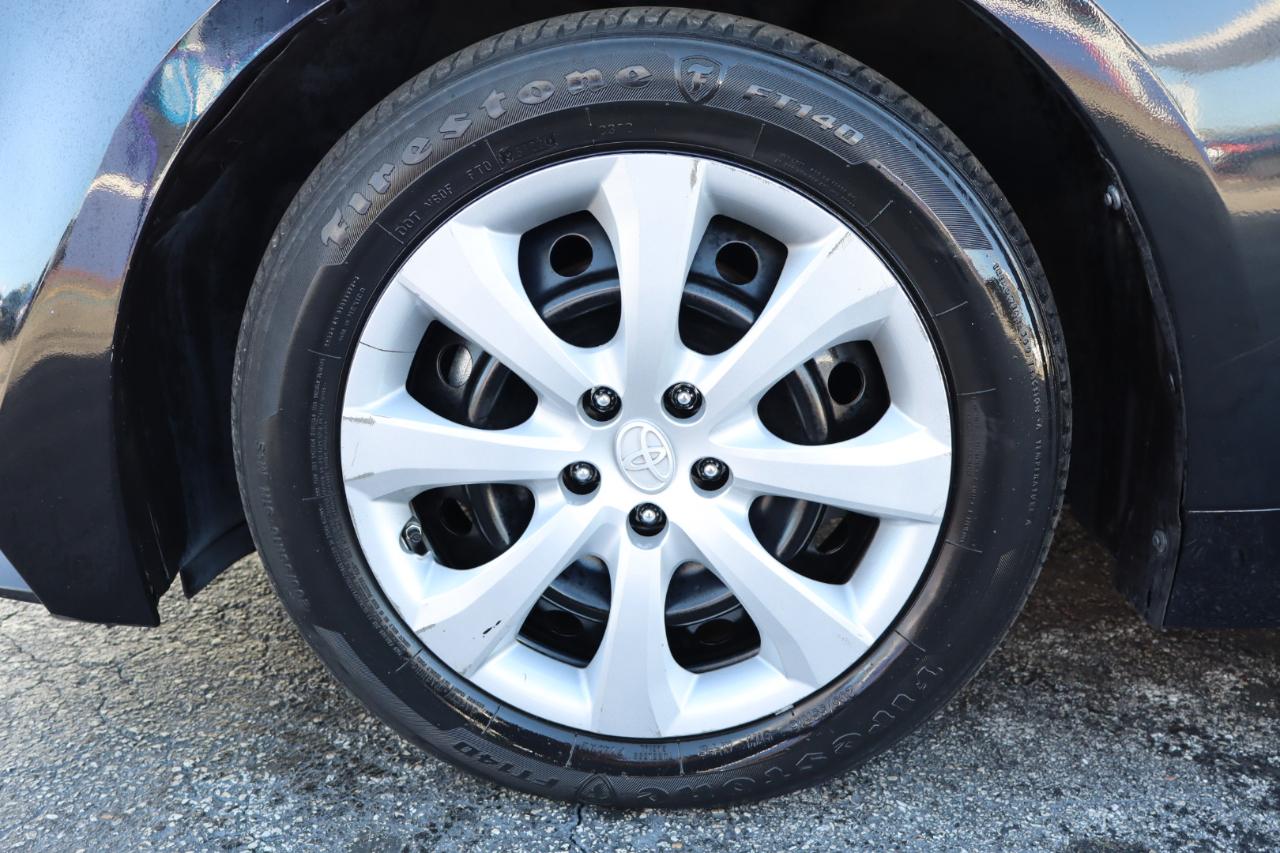 Toyota Corolla LE CVT (Natl) 2023