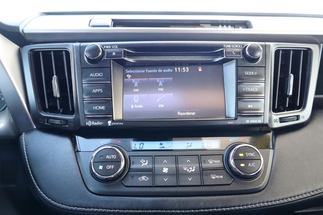 Toyota RAV4 XLE FWD (Natl) 2017