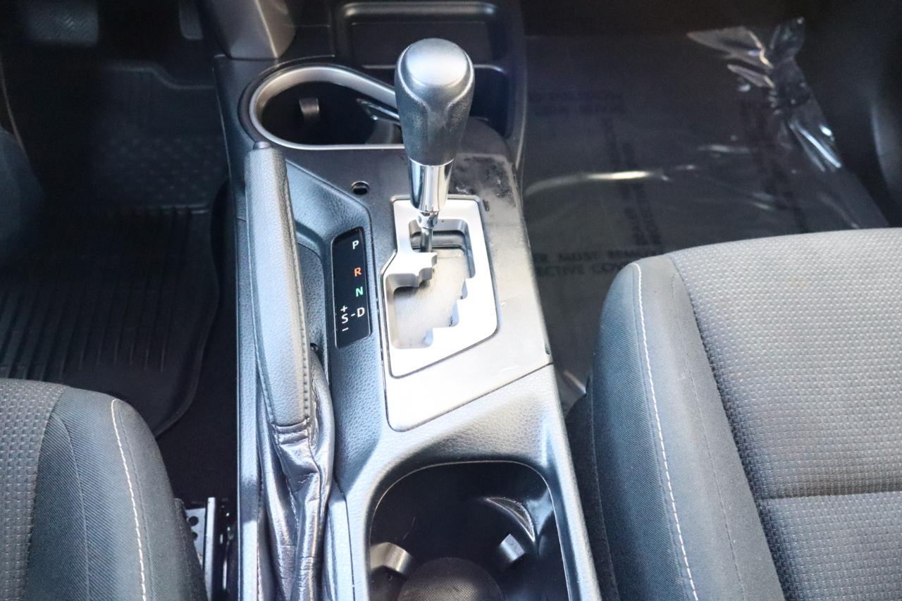 Toyota RAV4 XLE FWD (Natl) 2017