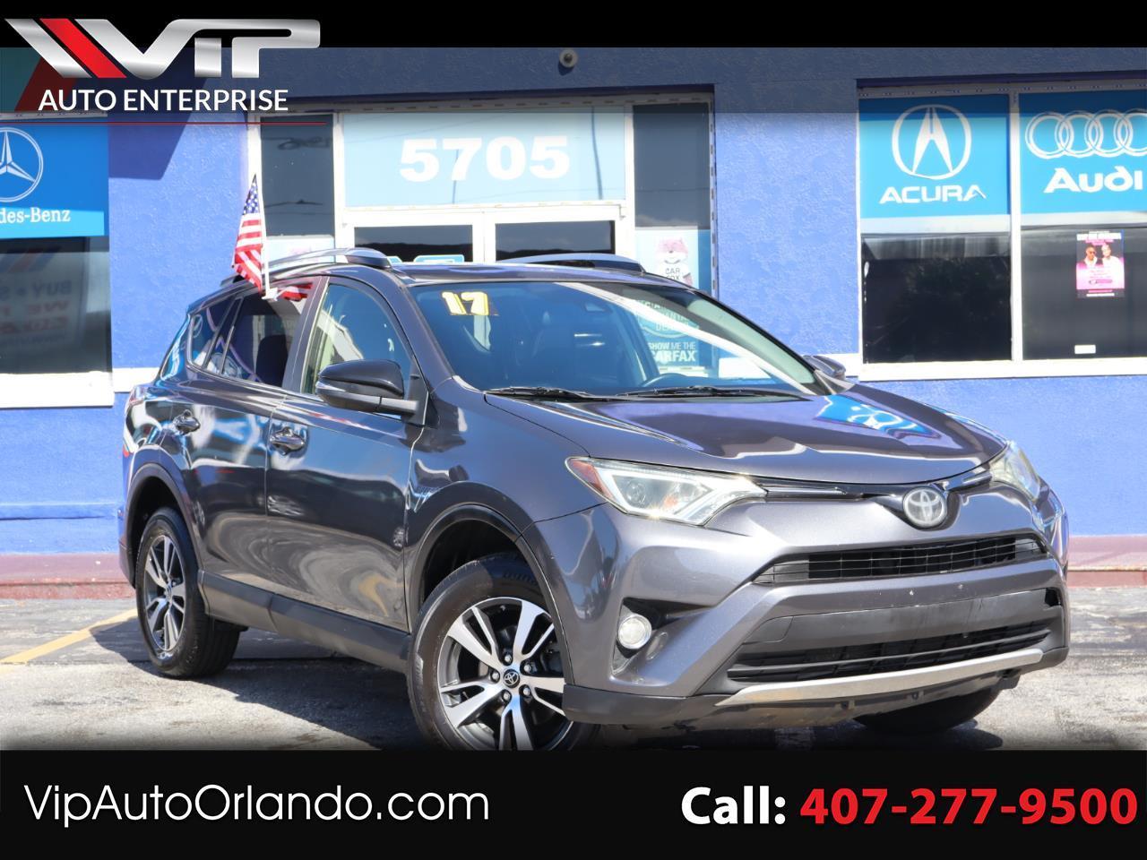 Toyota RAV4 XLE FWD (Natl) 2017