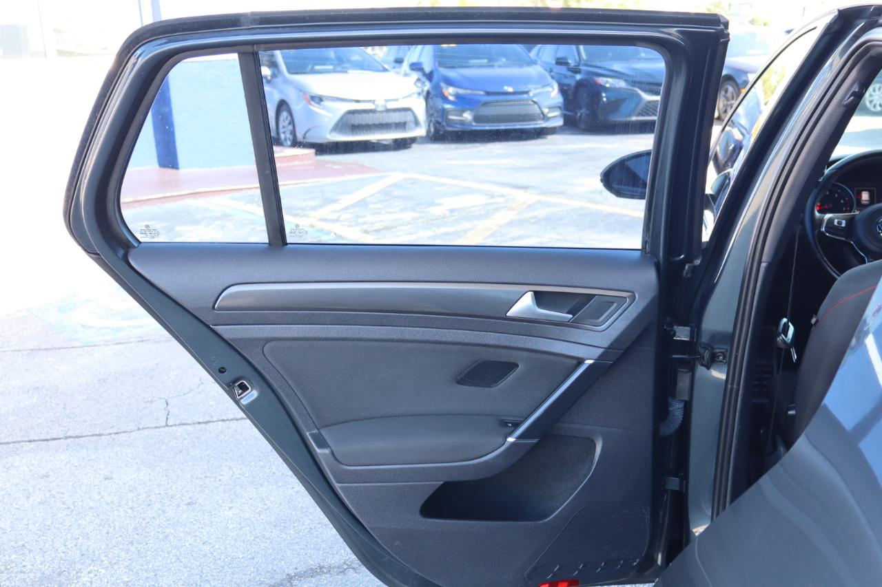 Volkswagen Golf GTI 2.0T Autobahn DSG 2020
