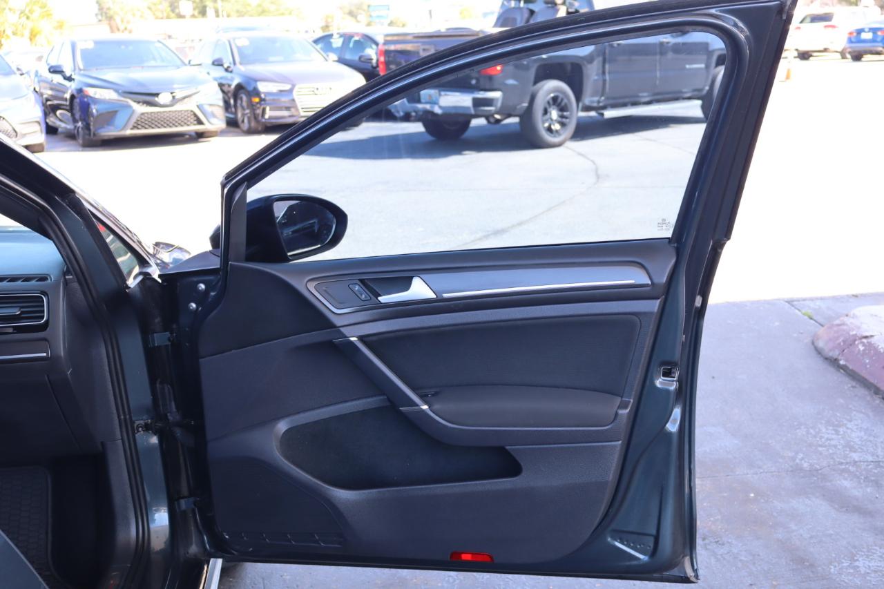 Volkswagen Golf GTI 2.0T Autobahn DSG 2020