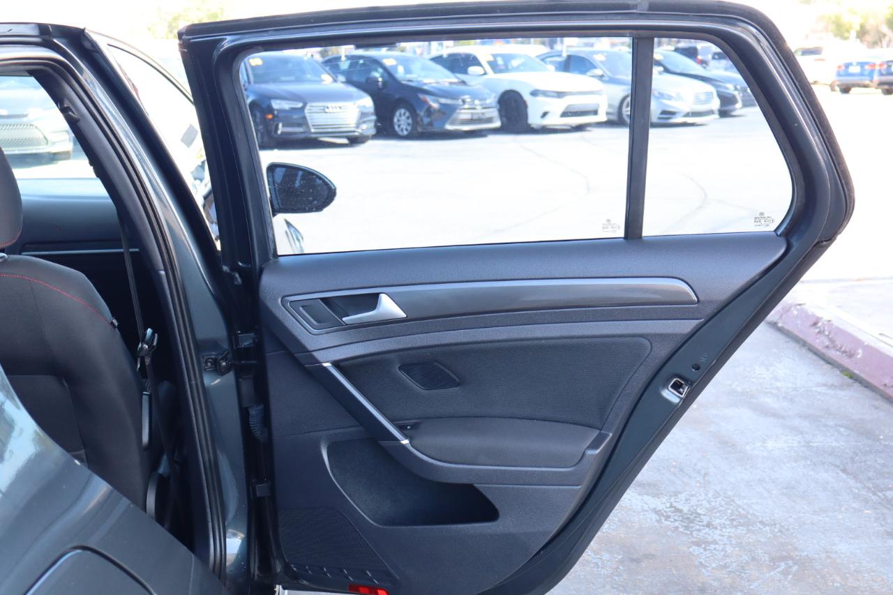 Volkswagen Golf GTI 2.0T Autobahn DSG 2020