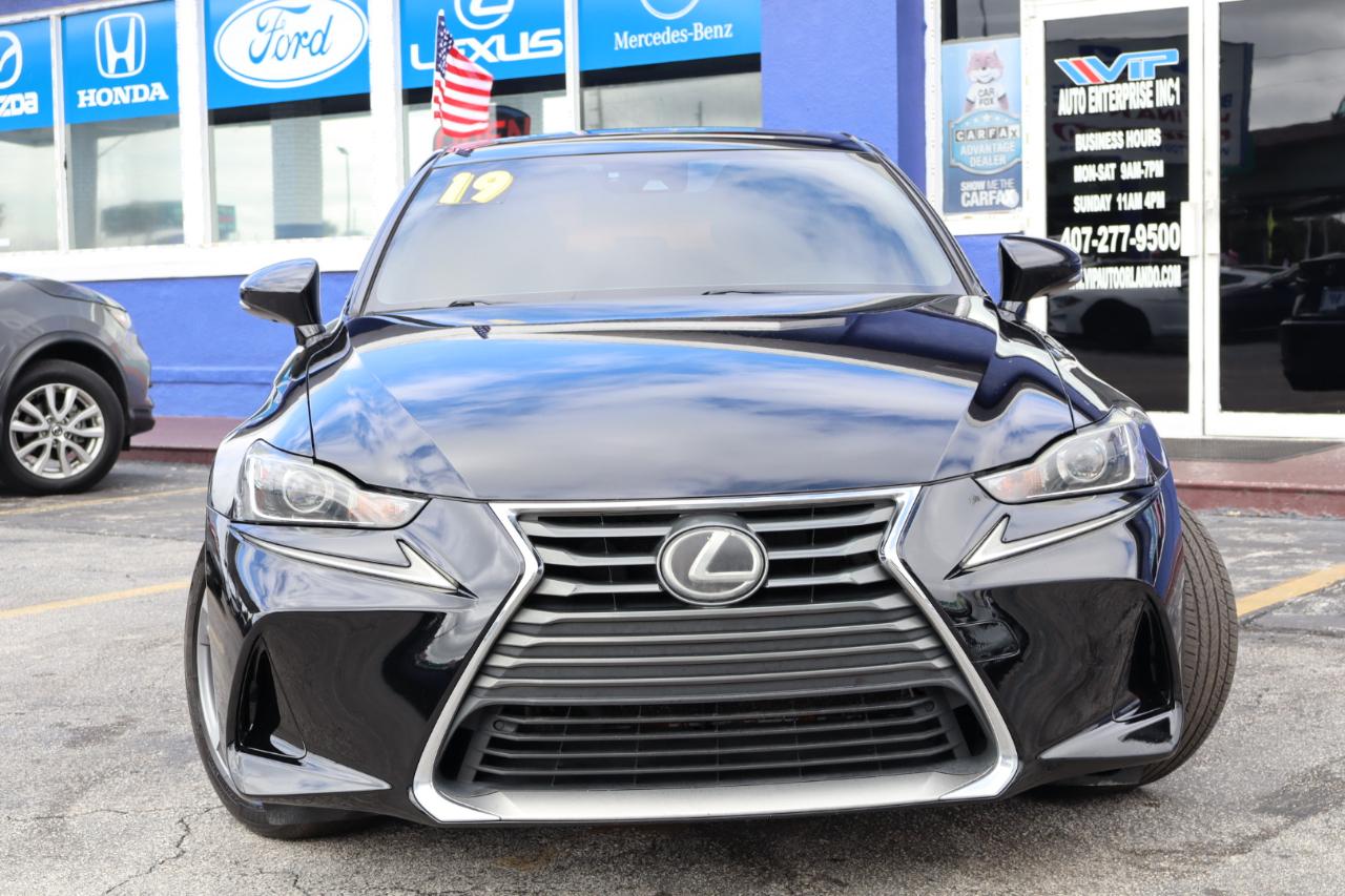 Lexus IS IS 300 RWD 2019