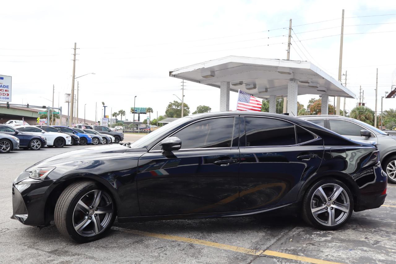 Lexus IS IS 300 RWD 2019