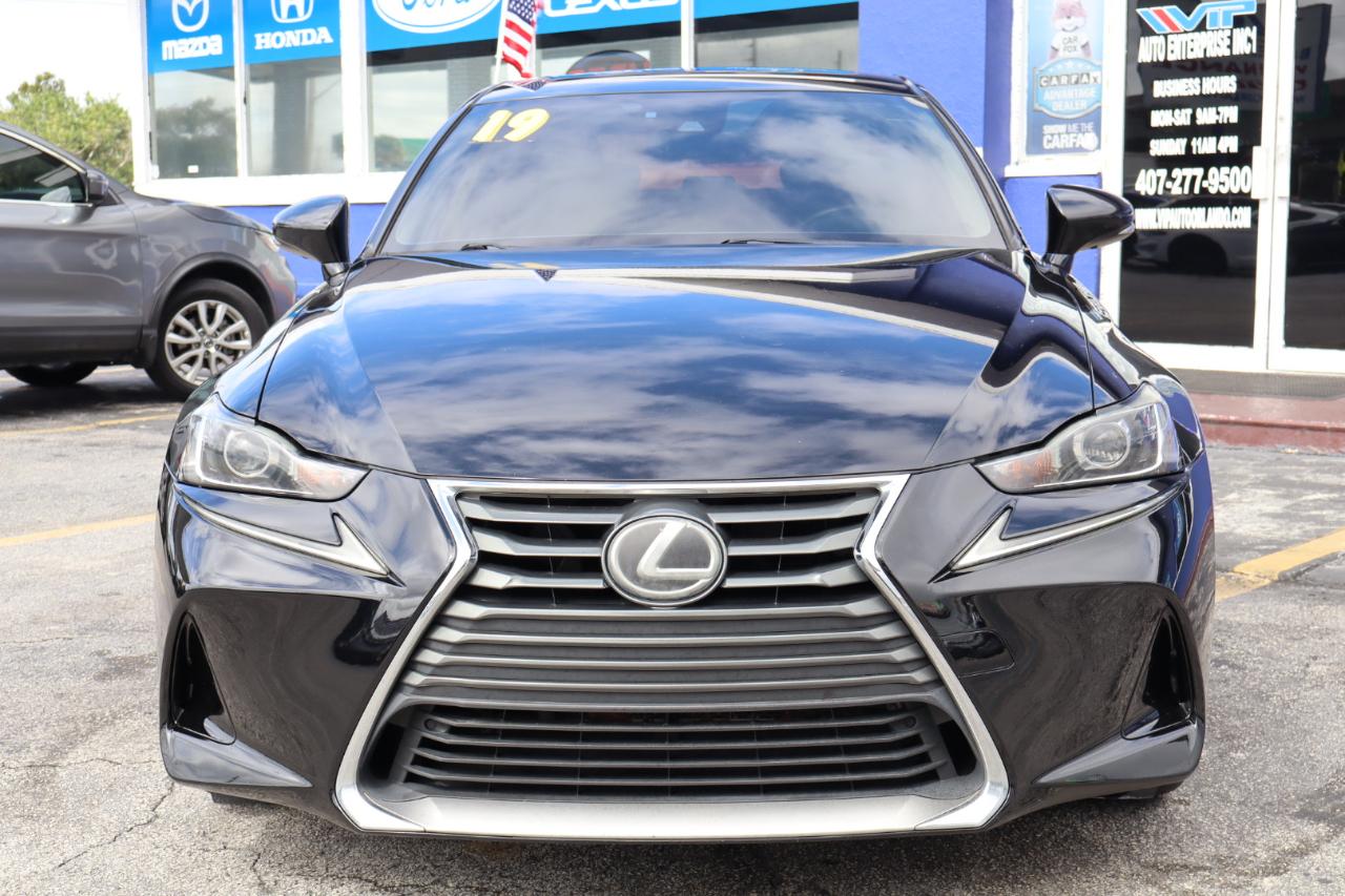 Lexus IS IS 300 RWD 2019