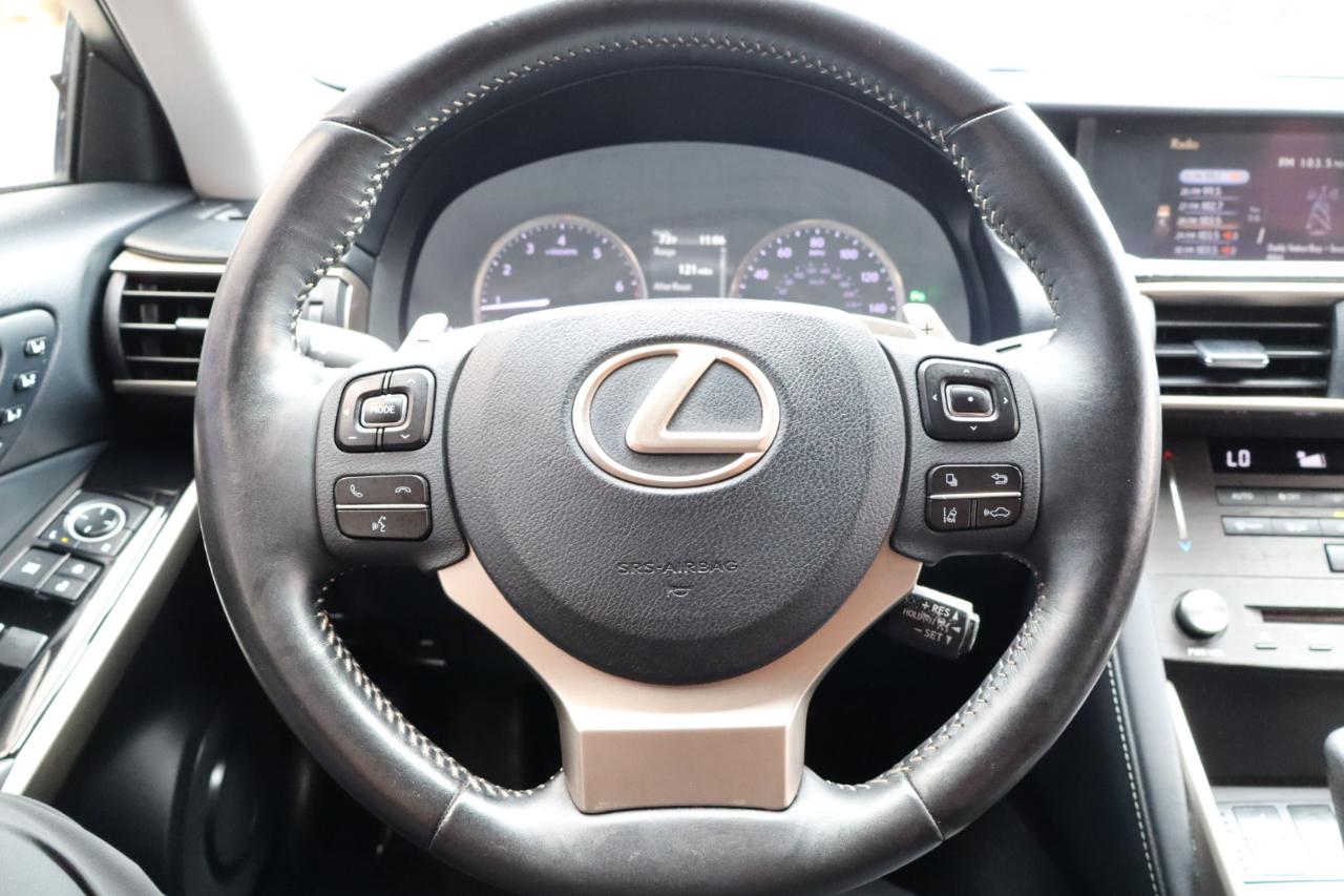 Lexus IS IS 300 RWD 2019